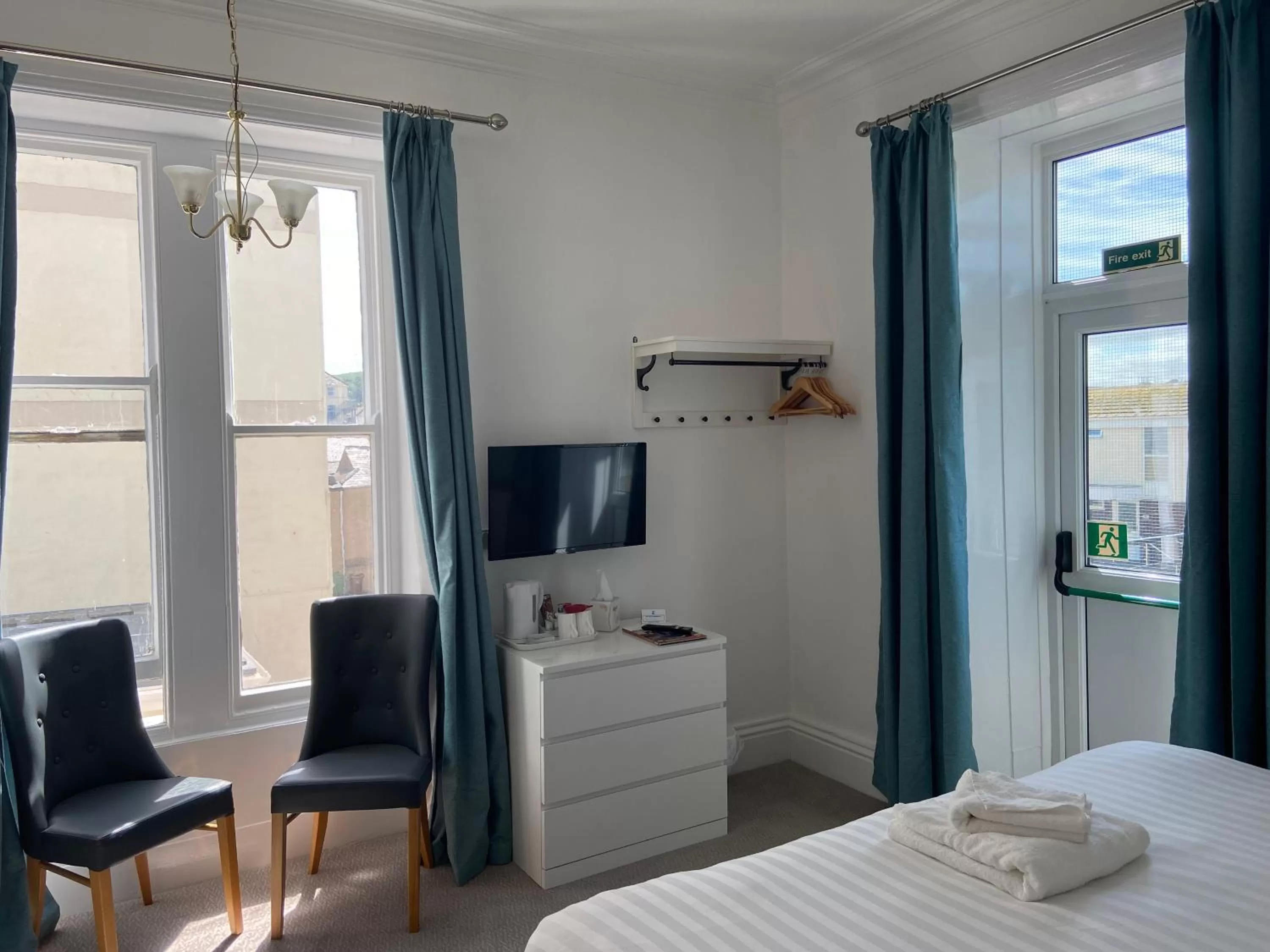 Bedroom, TV/Entertainment Center in The Shelbourne