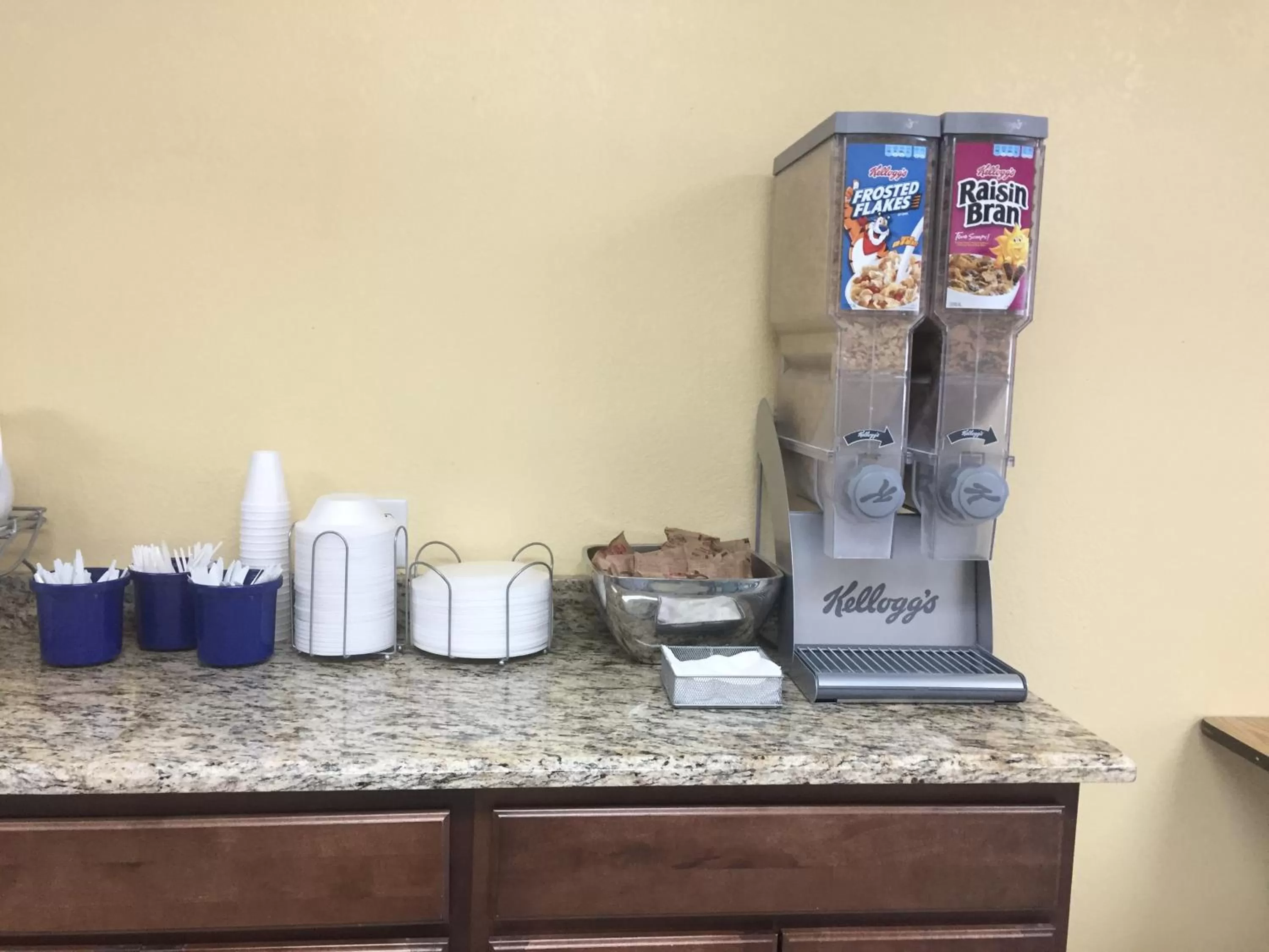 Breakfast in Days Inn by Wyndham Phoenix North