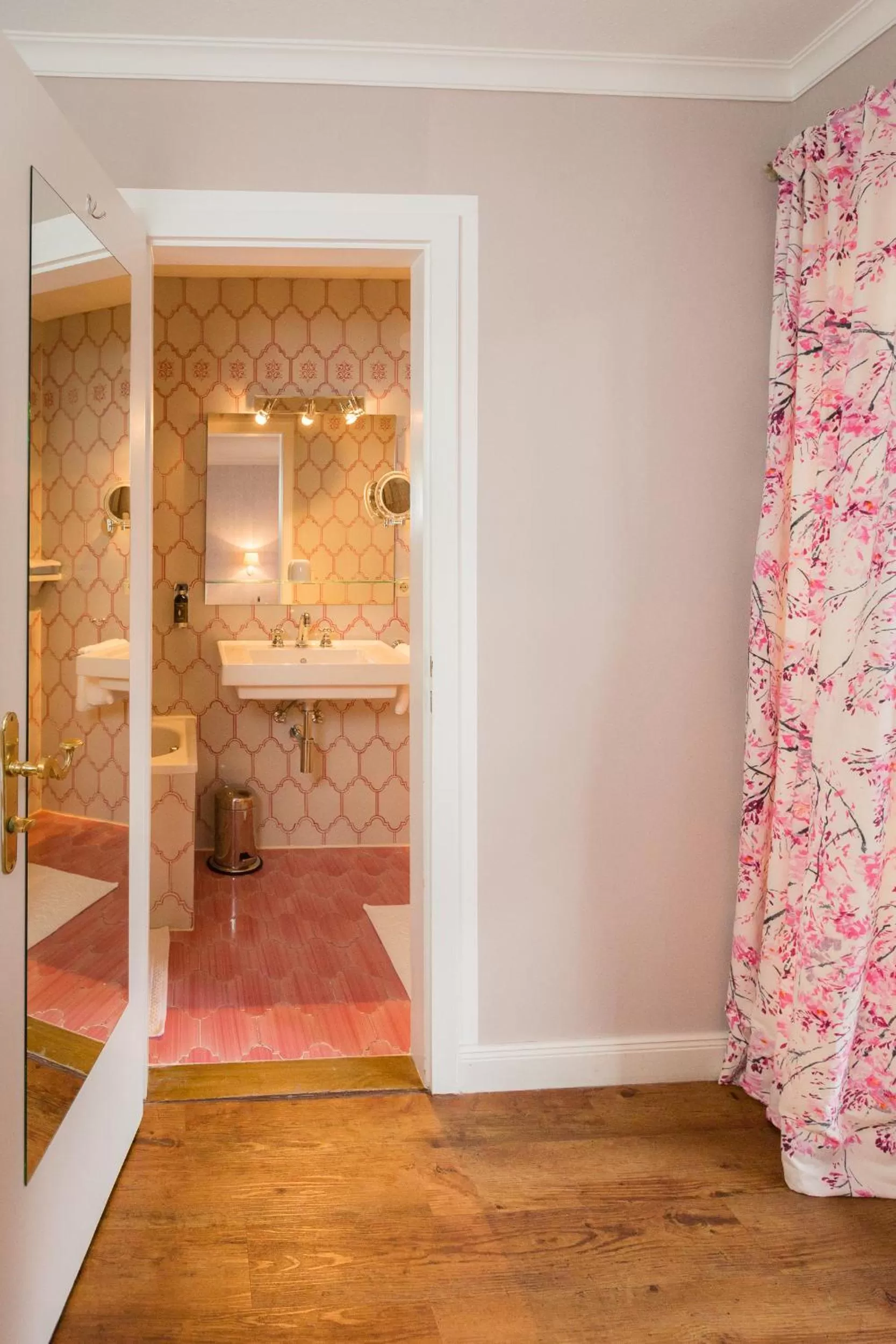 Decorative detail in Bio Design Boutique Landhaus St Georg