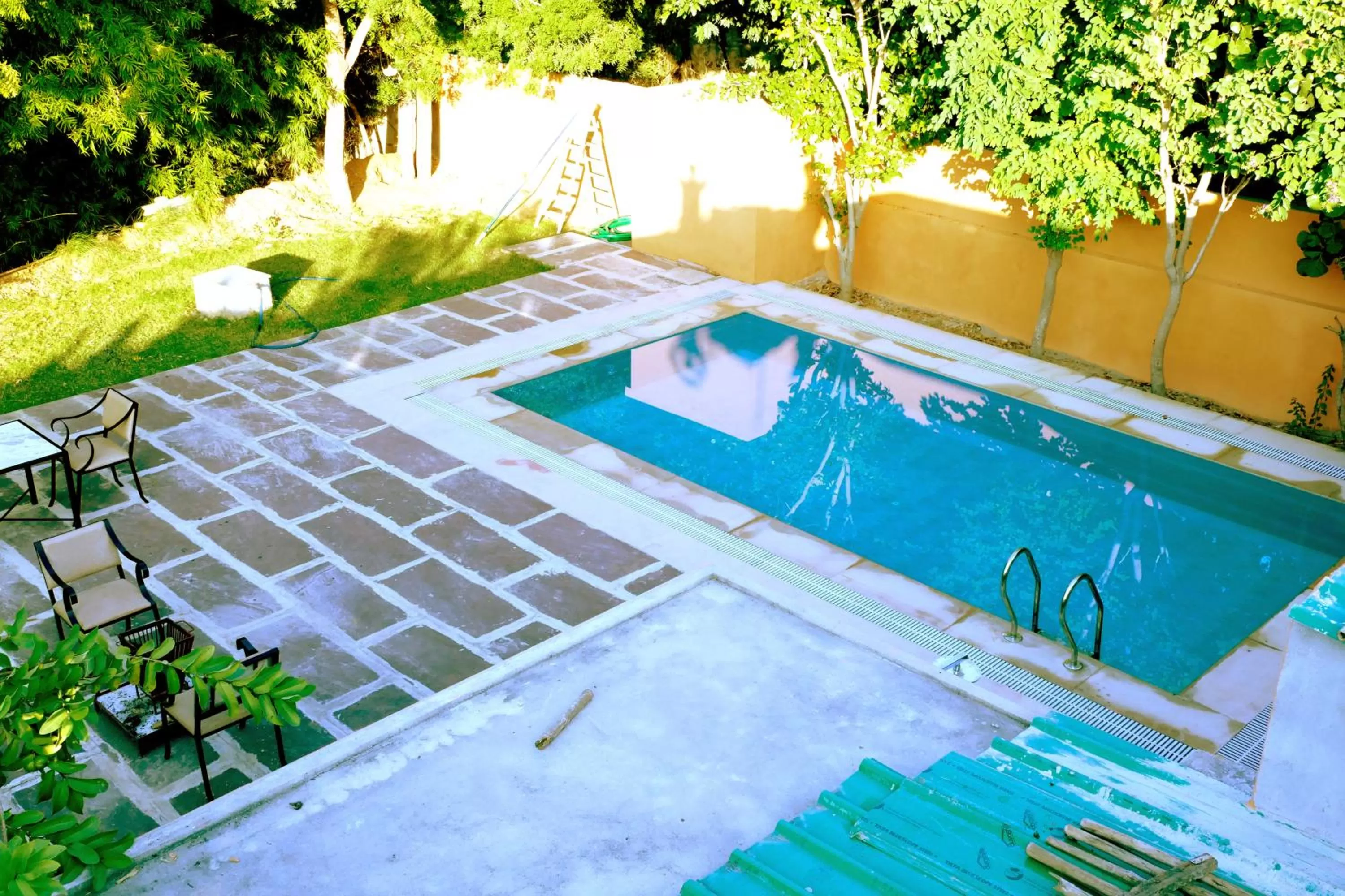 Swimming pool in Madho Bagh