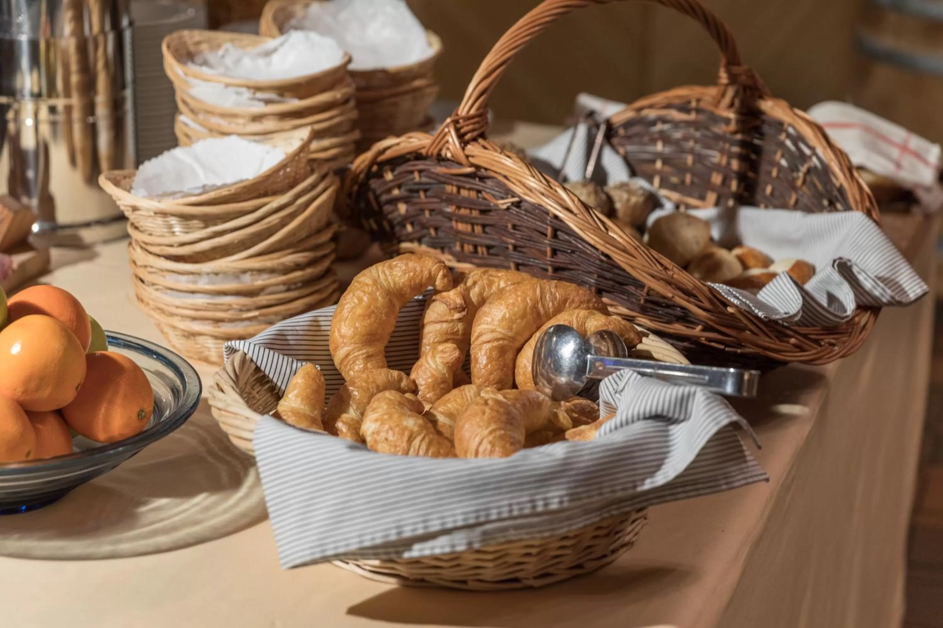 Breakfast in T3 Alpenhotel Flims