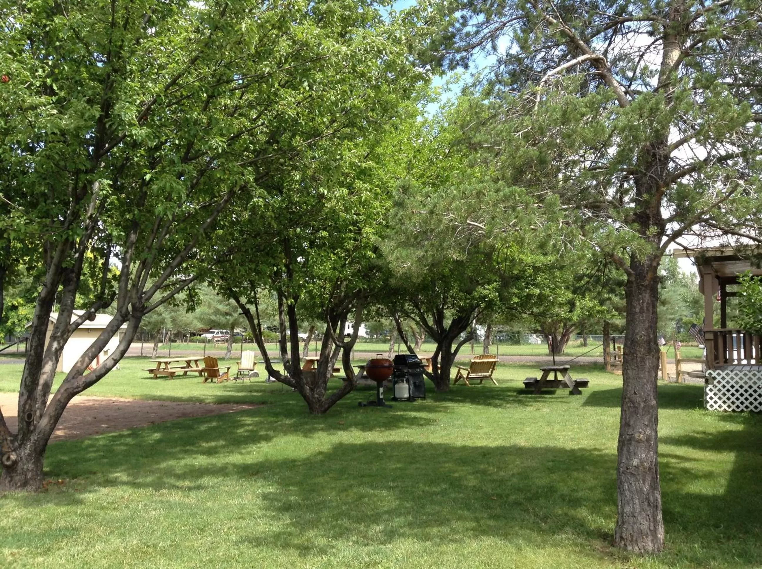 Property building in Rainbows End Fishing Resort