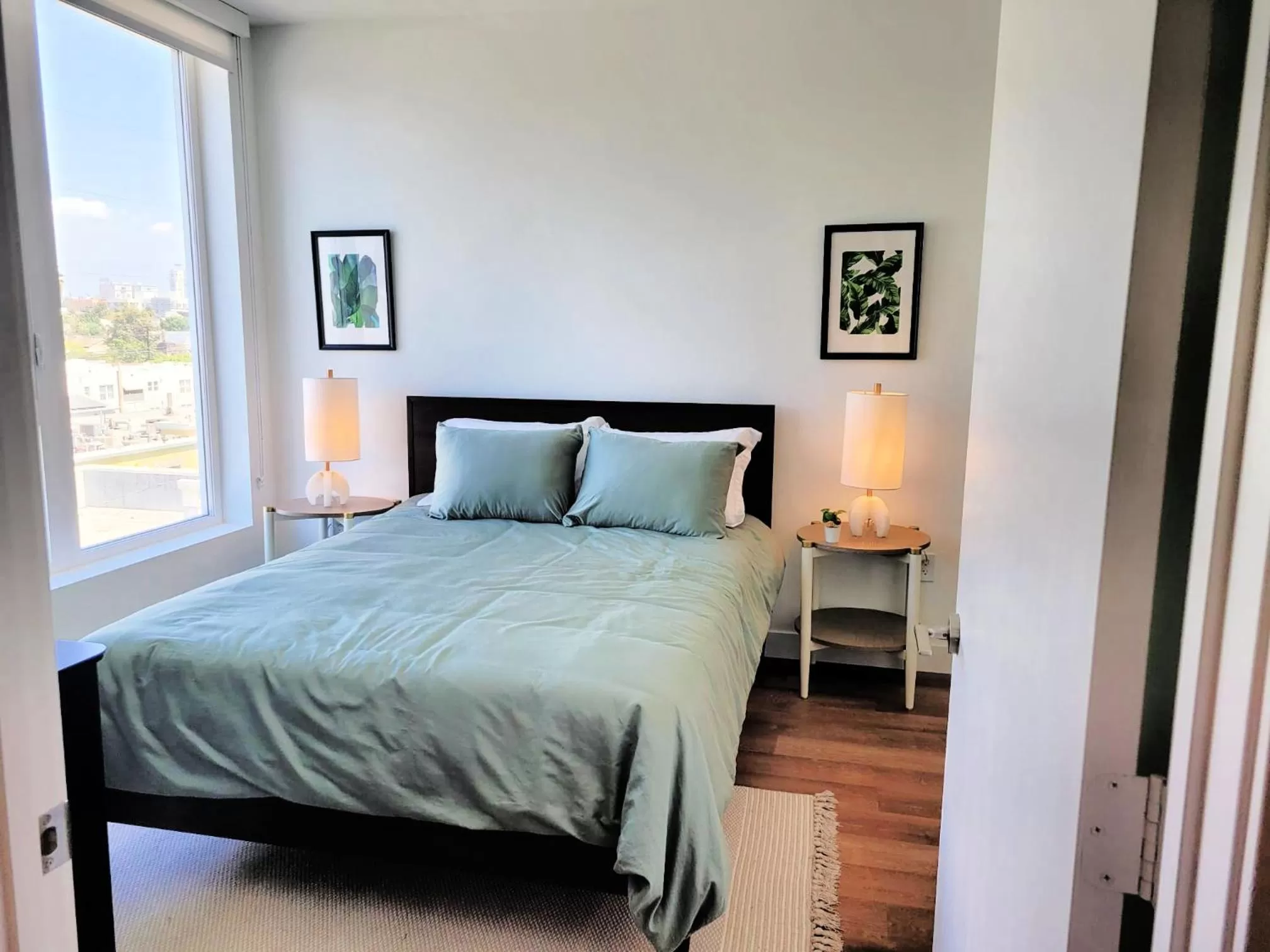 Bed in Gorgeous Hollywood Apts LA's Best Location and Amazing Roof Deck