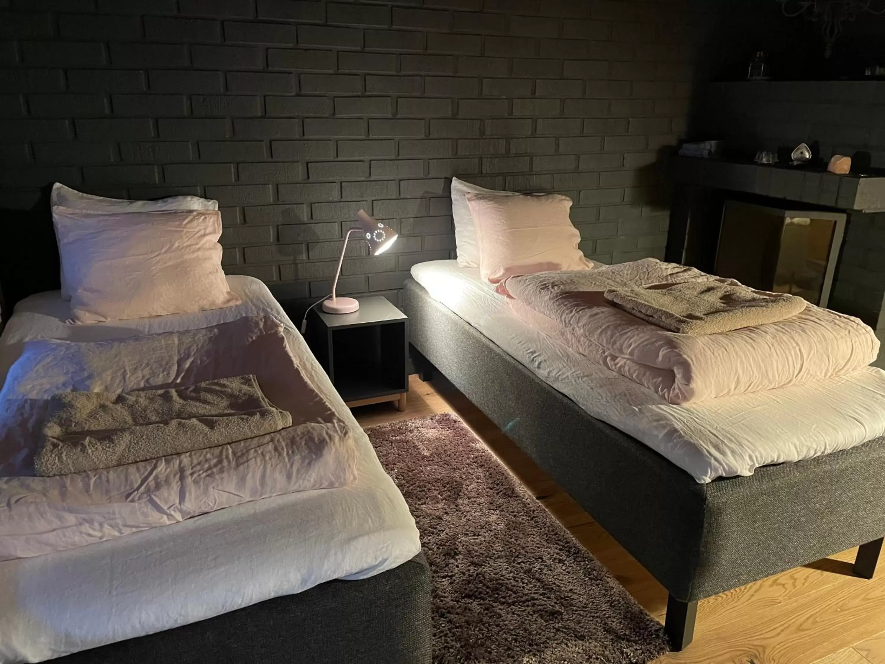 Double or Twin Room with Shared Bathroom in Pajula B&B Double or Twin Room with Shared Bathroom in Pajula B&B