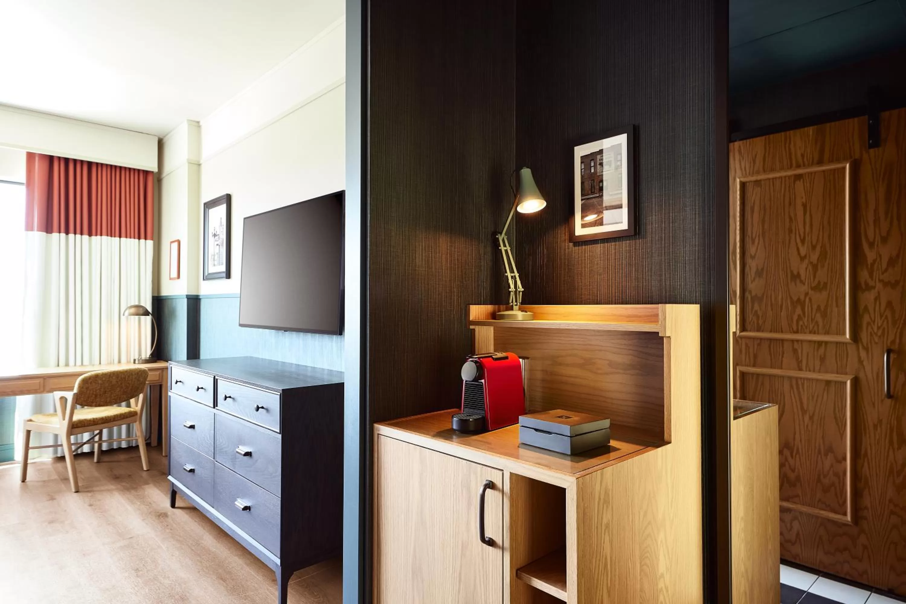 Bedroom in The Scarlet, Lincoln, a Tribute Portfolio Hotel