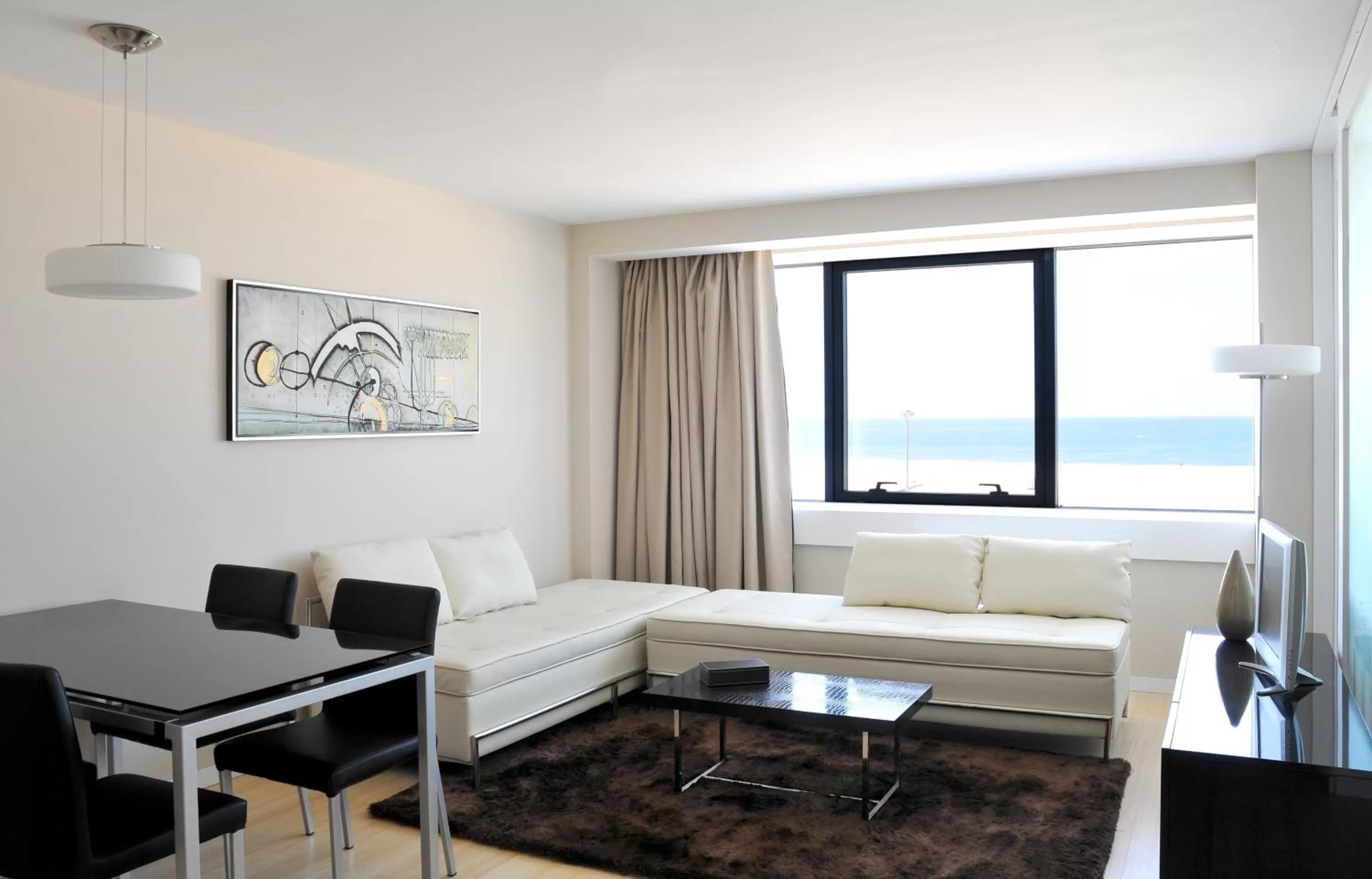 Bedroom, Bed in Sweet Atlantic Hotel & Spa