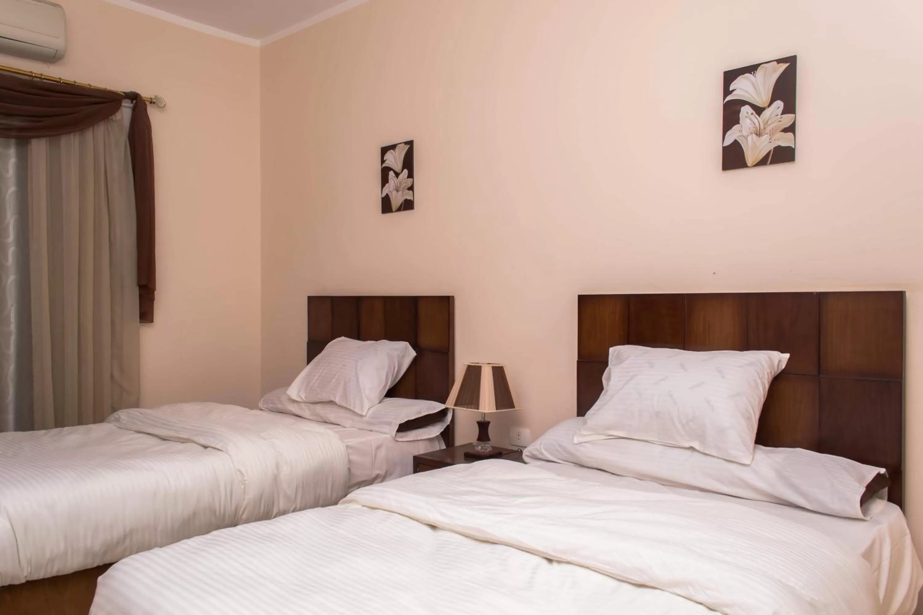 Bedroom, Bed in Charbel apartments