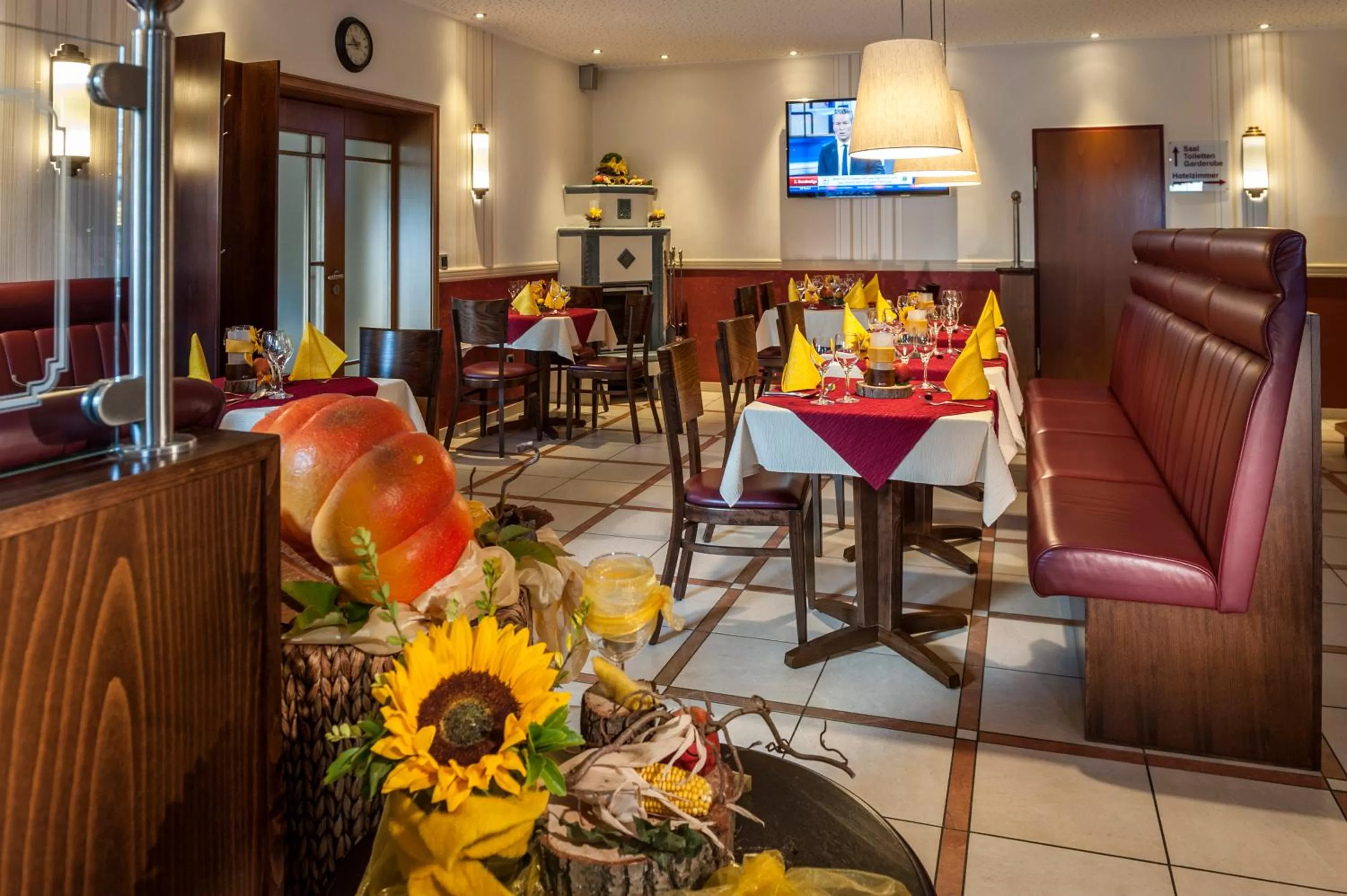 Restaurant/places to eat in Hotel Hilker