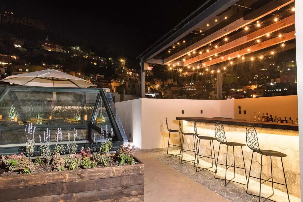 Lounge or bar in Antigua Trece Hotel Fusión & SPA