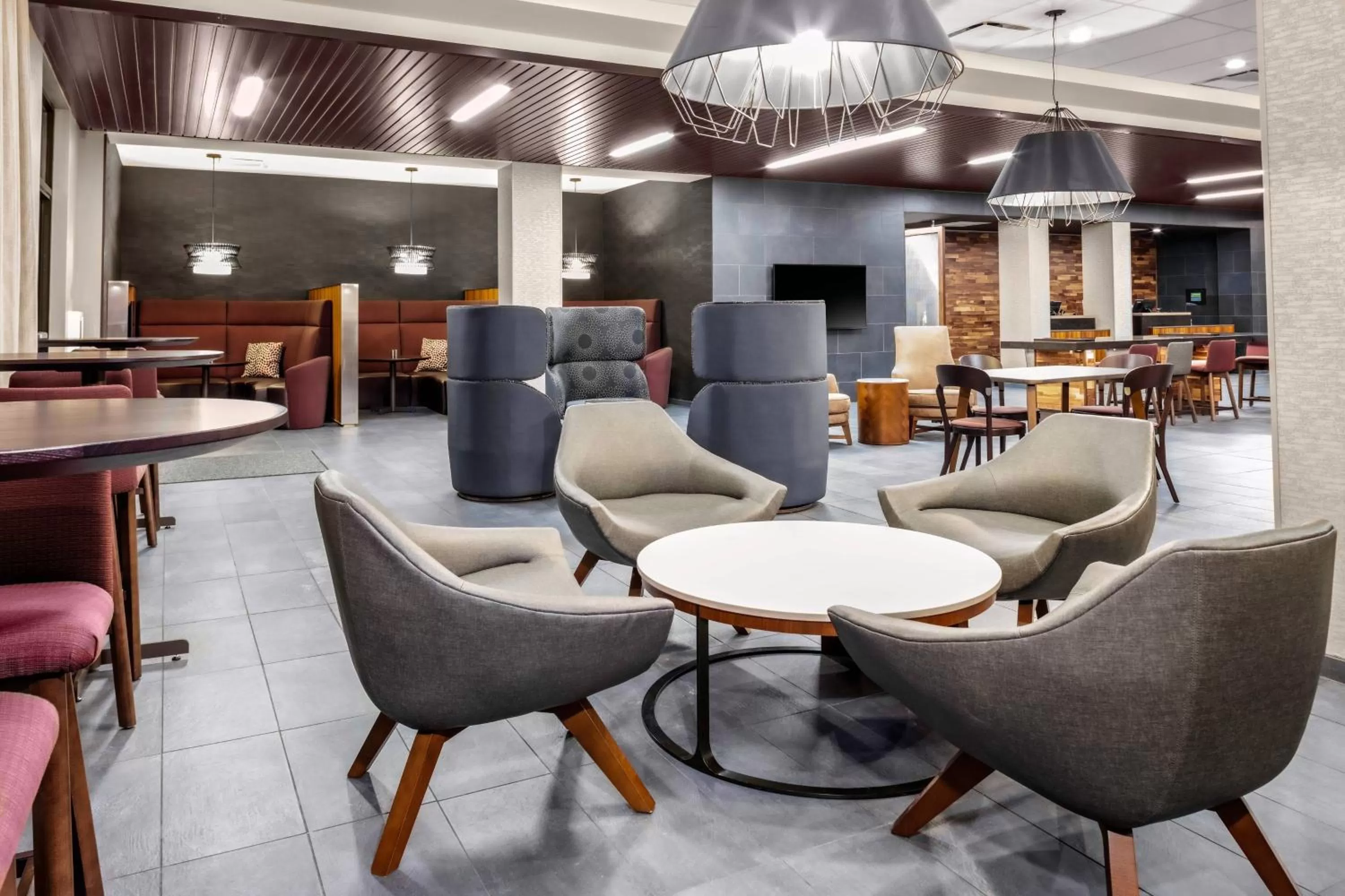Lobby or reception in Courtyard by Marriott East Lansing Okemos