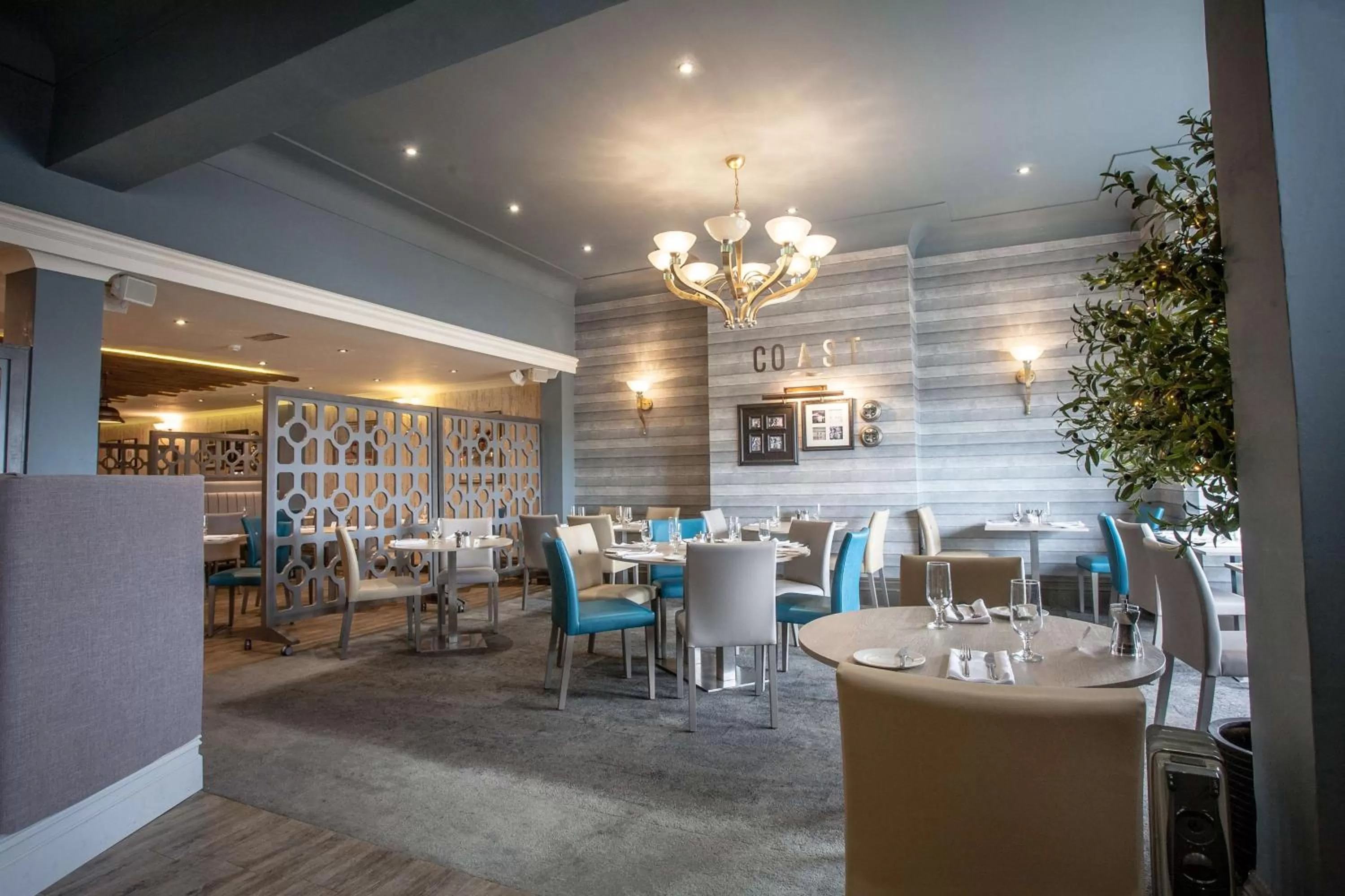 Restaurant/places to eat in Glendower Hotel BW Signature Collection
