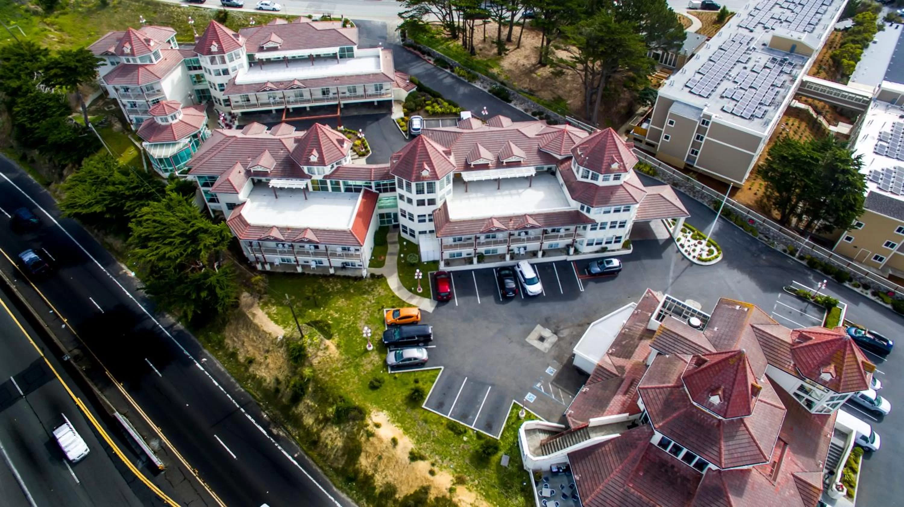 Property building in Pacifica Beach Hotel