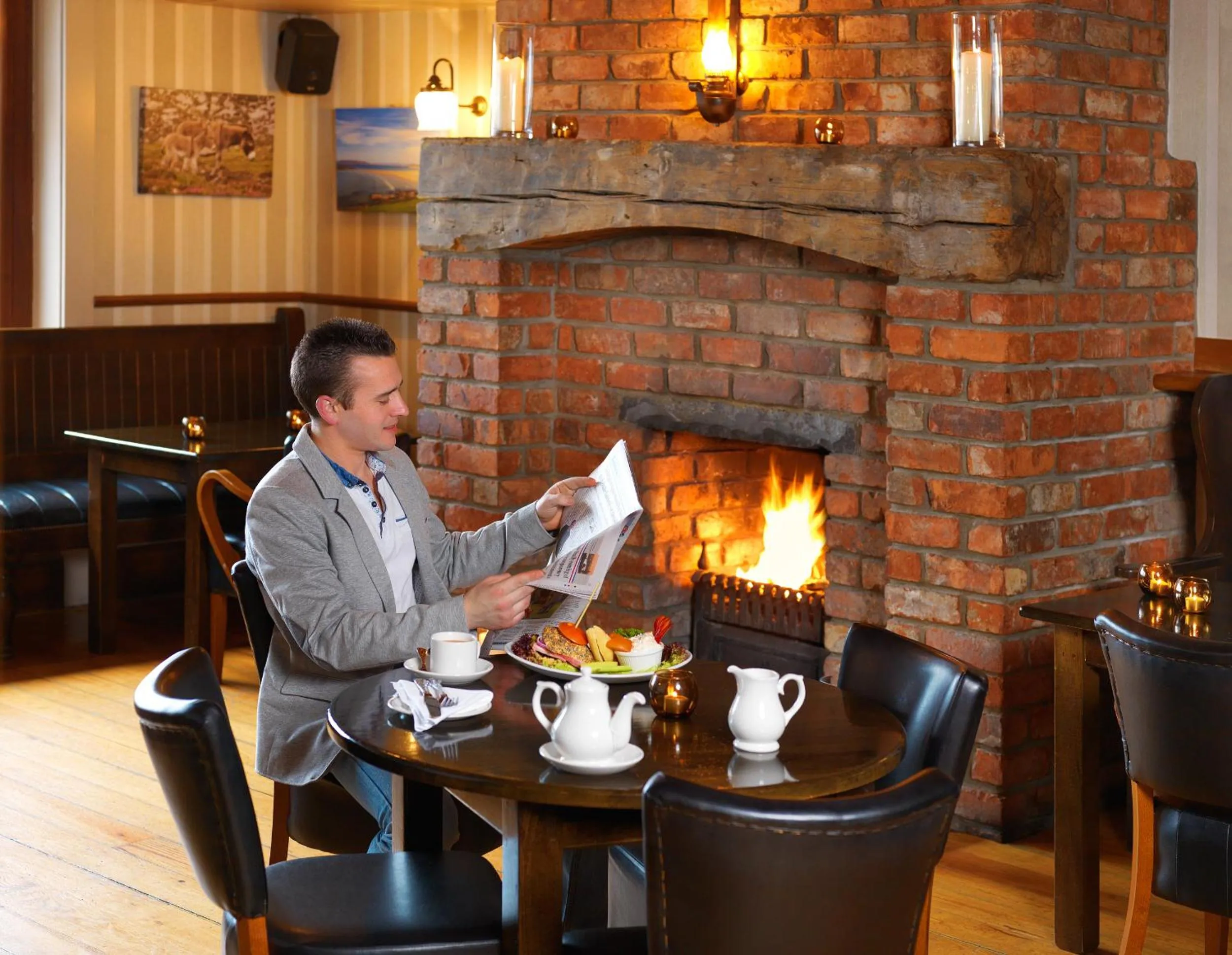 Lounge or bar in Silver Tassie Hotel & Spa