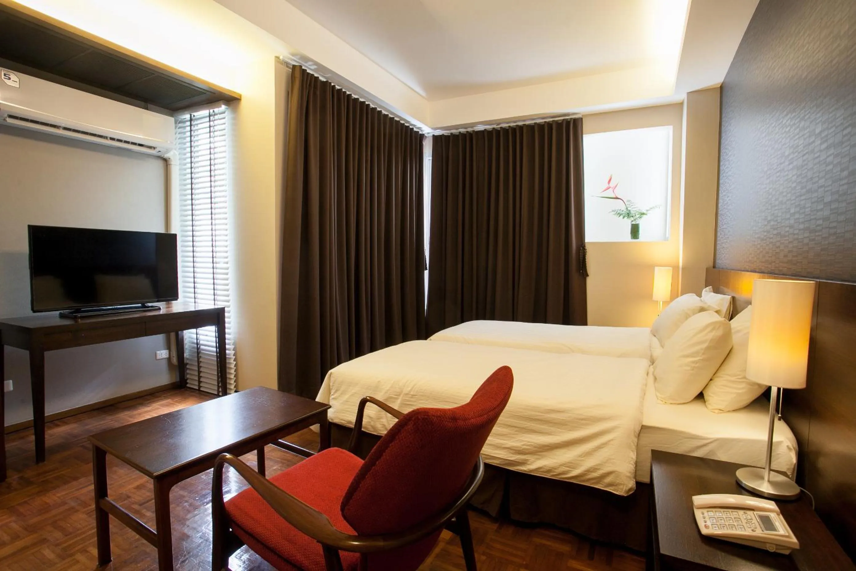 Other, Bed in Baansilom Soi 3