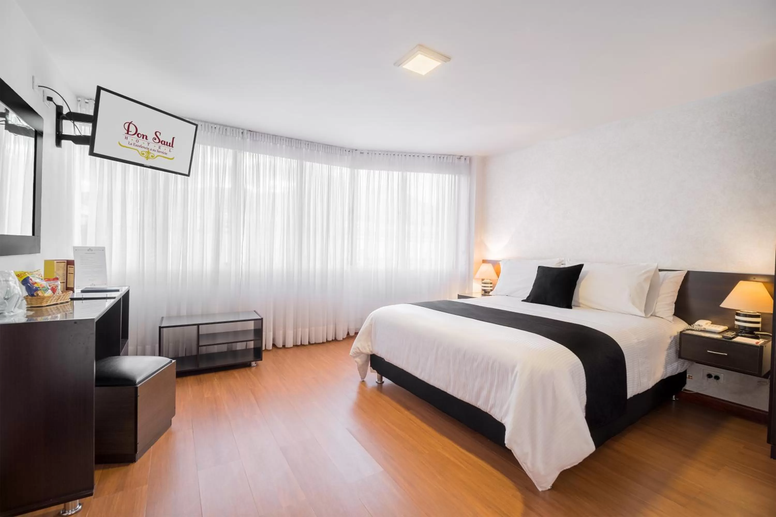 Decorative detail, Bed in Hotel Don Saul