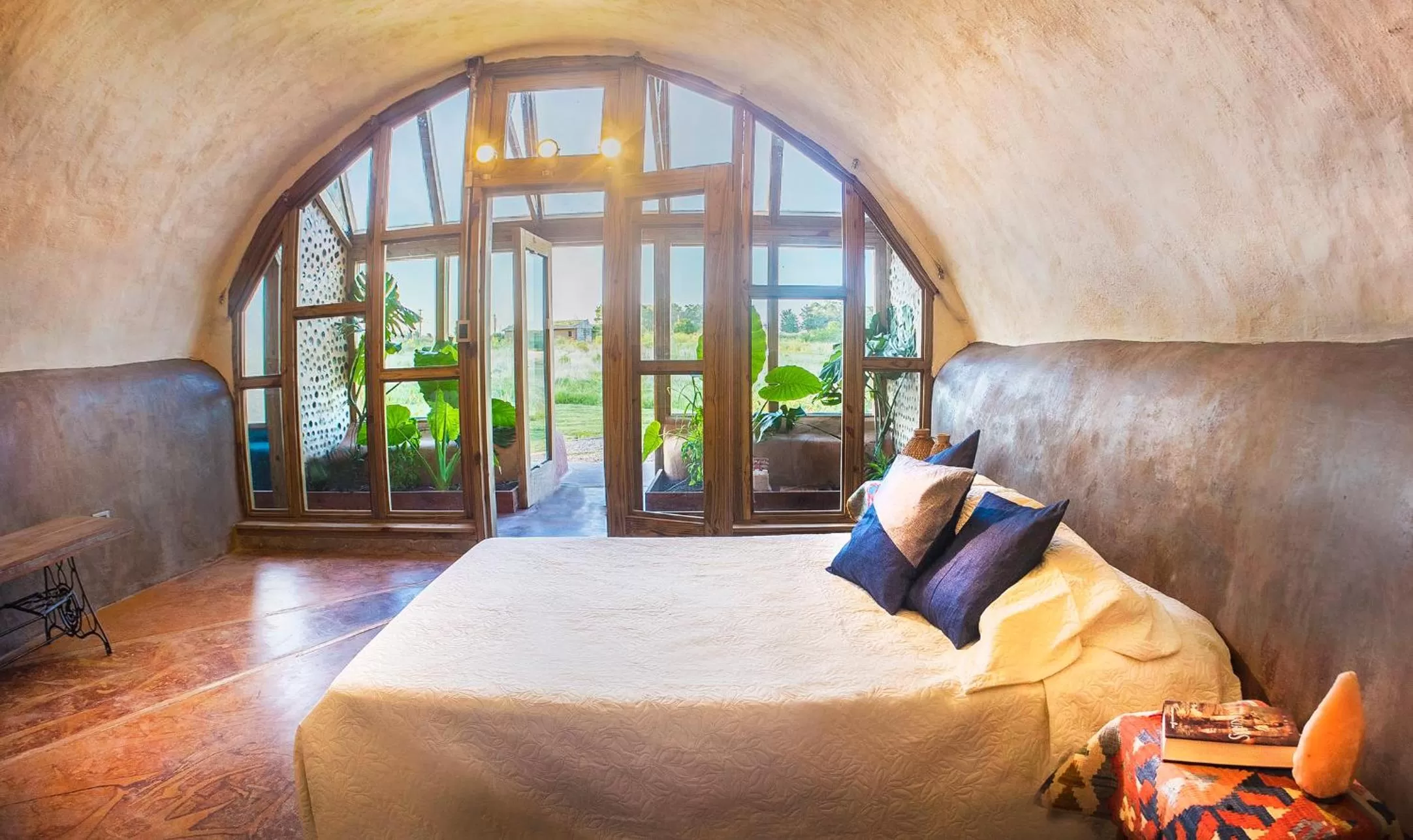 Caliu Earthship Ecolodge