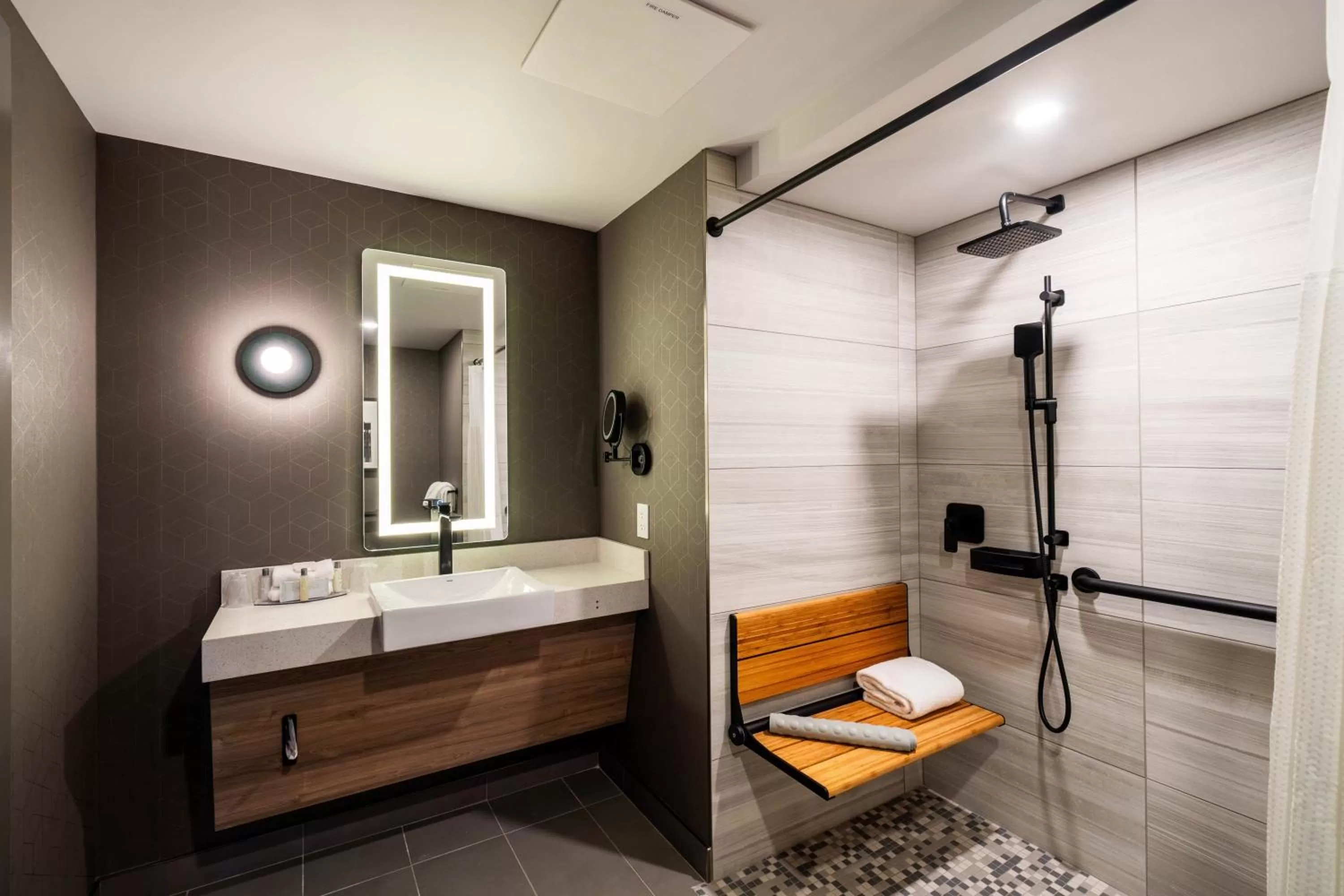 Bathroom in Sandman Signature Fort Worth Downtown Hotel