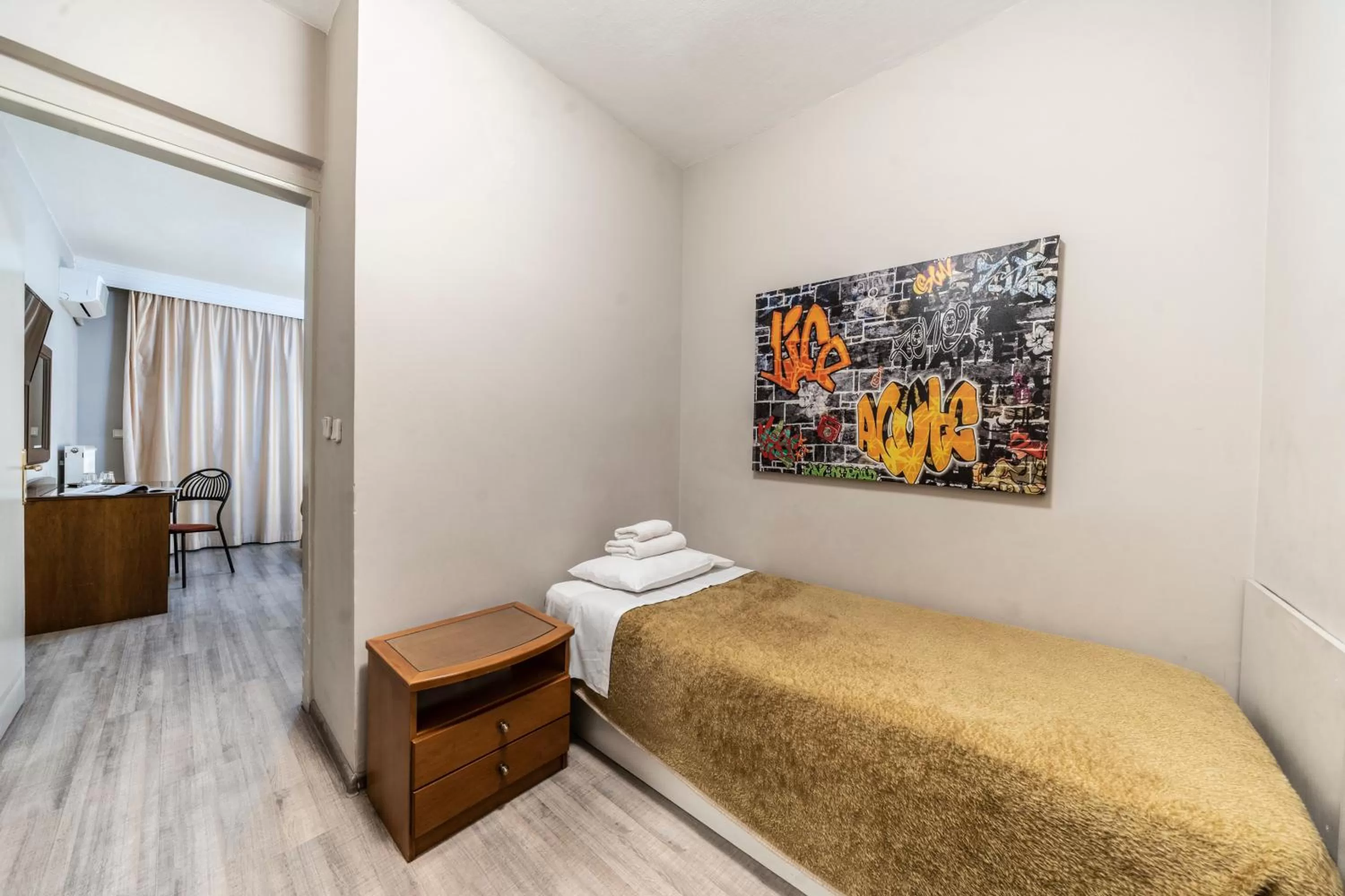 Bed in Vergina Hotel