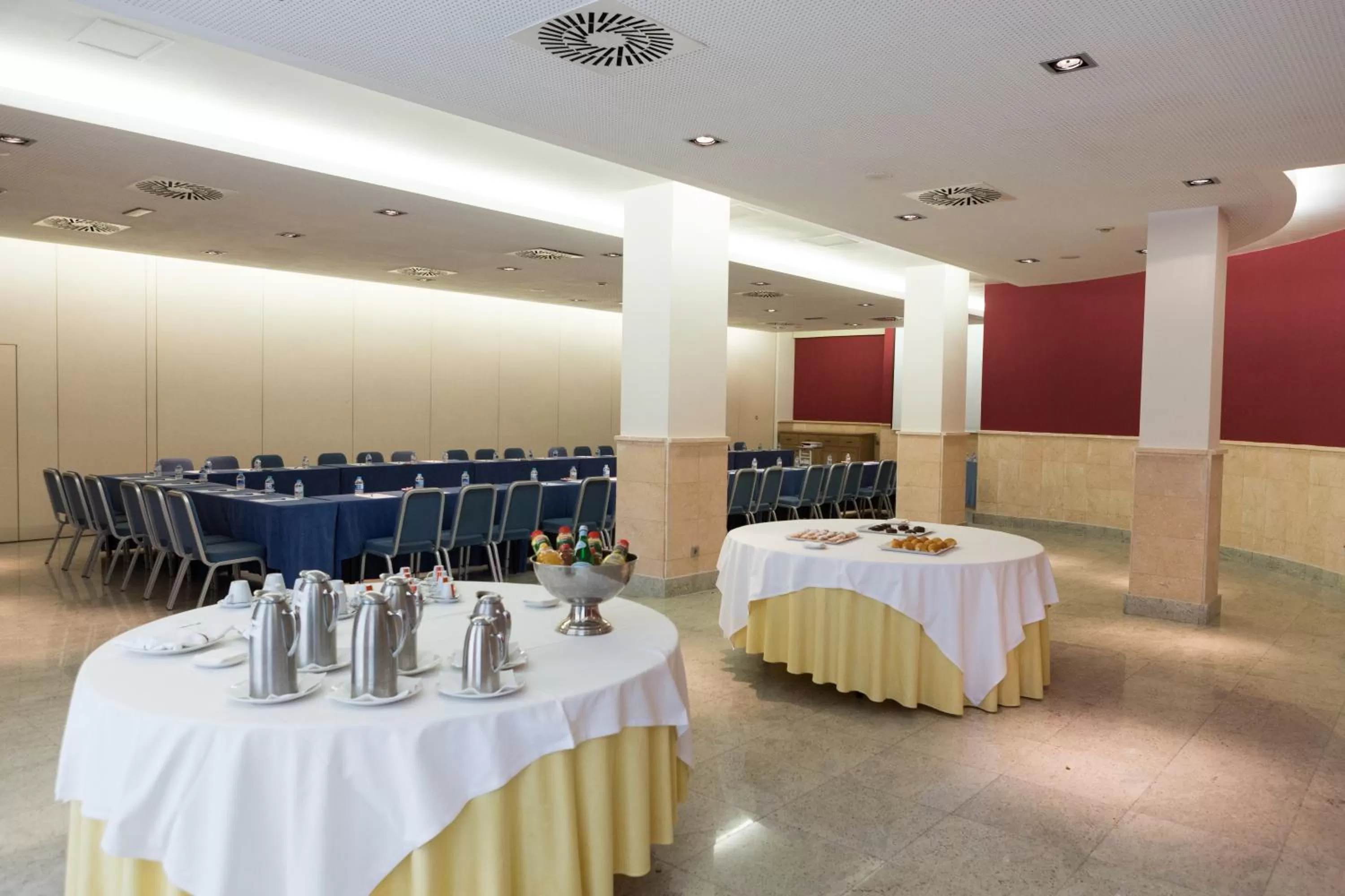 Business facilities in Hotel Mas Camarena
