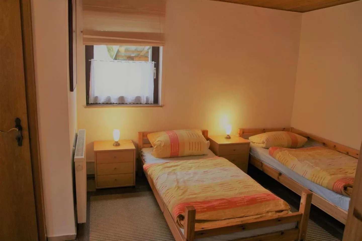 Bed in FeWo Landhaus Ederlust HeilungsRäume eV