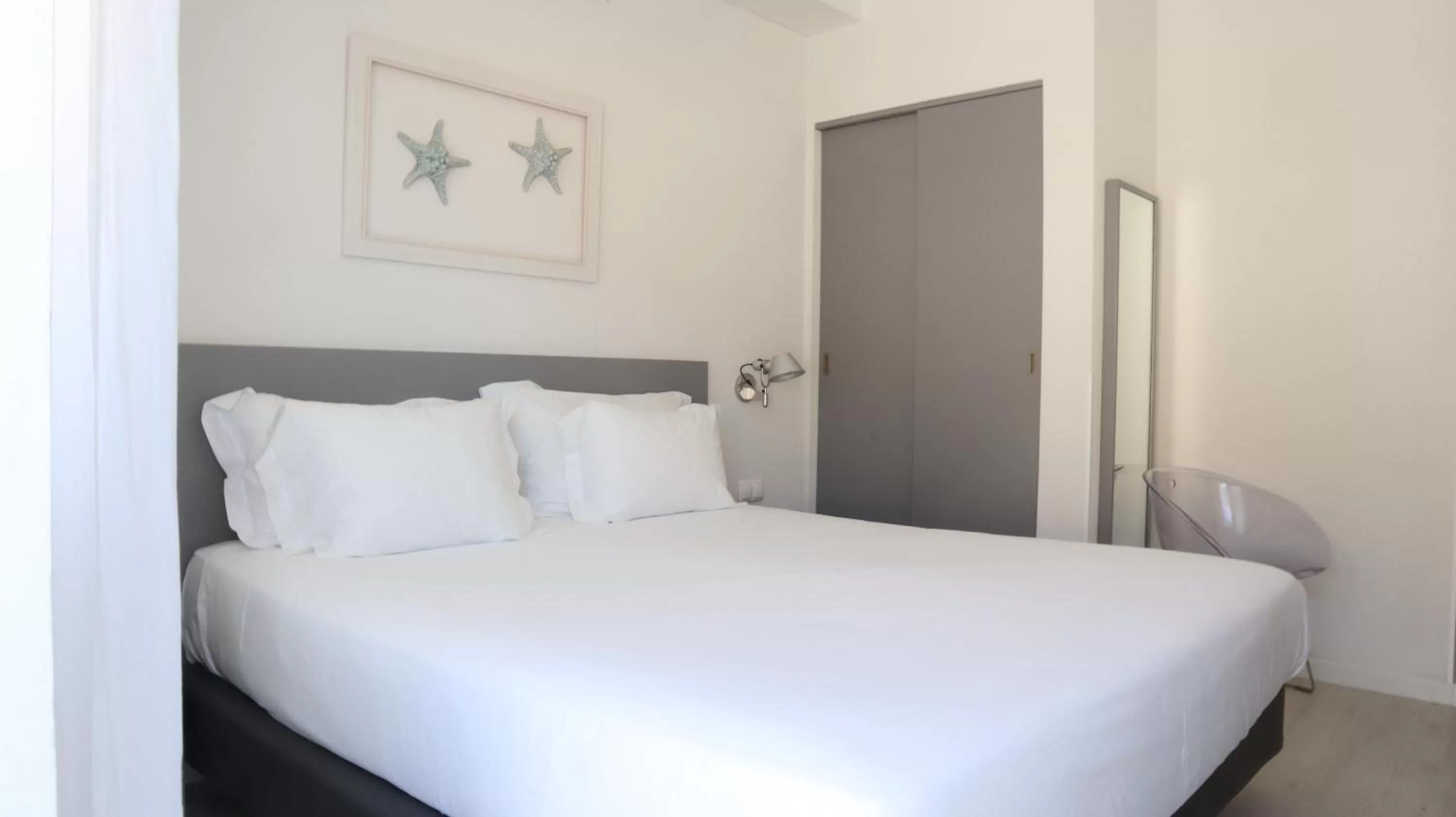 Bedroom, Bed in Hotel Mar Bravo