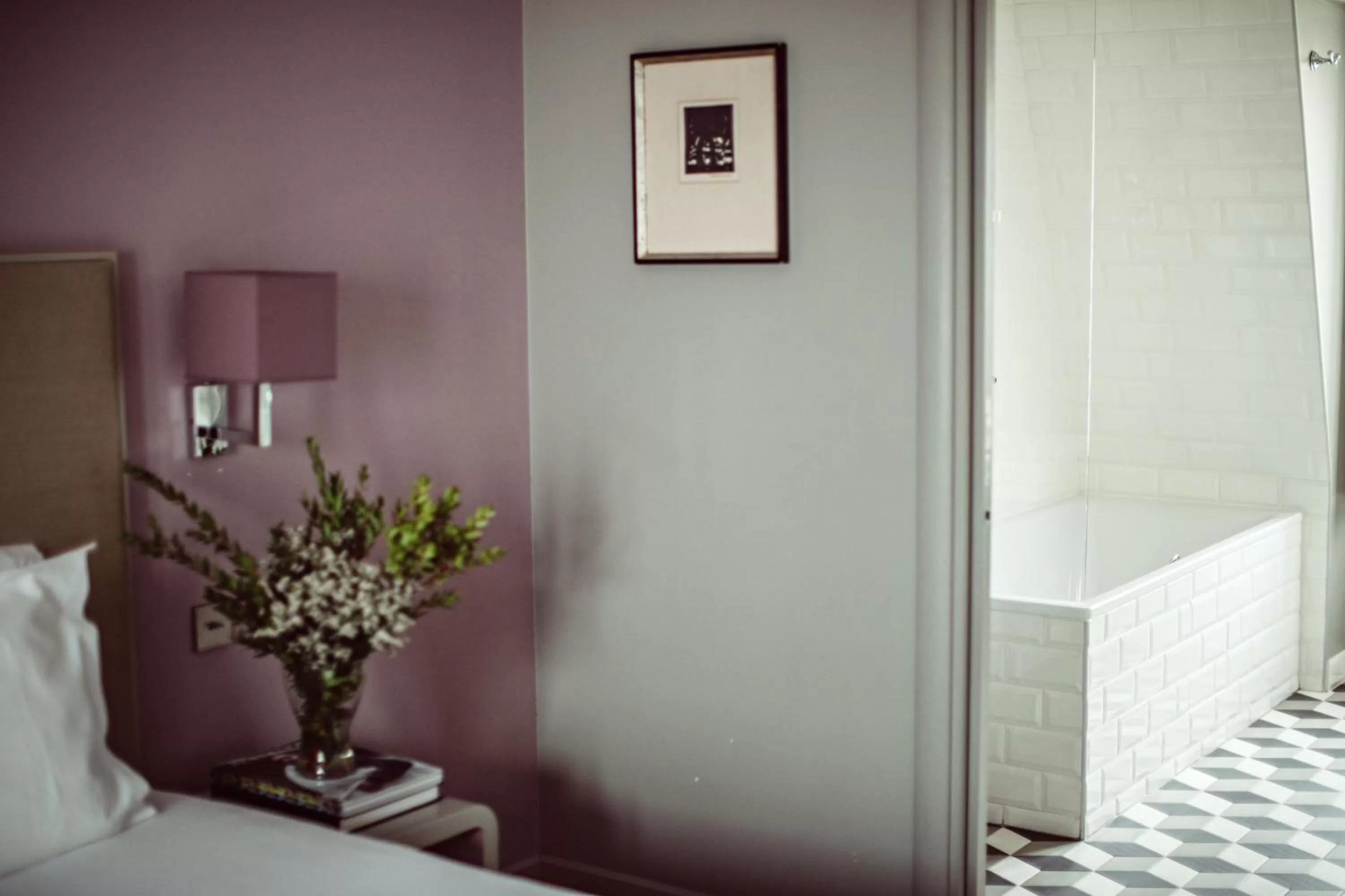 Bathroom, Bed in Monsieur Cadet Hotel & Spa