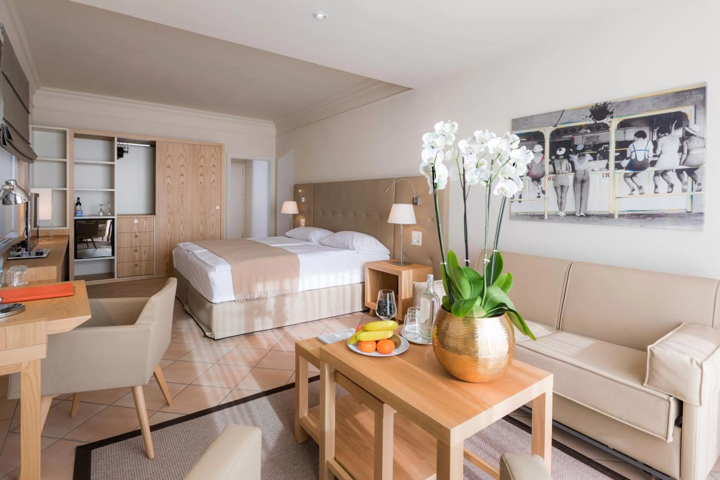 Bedroom, Bed in Parkhotel Delta, Wellbeing Resort