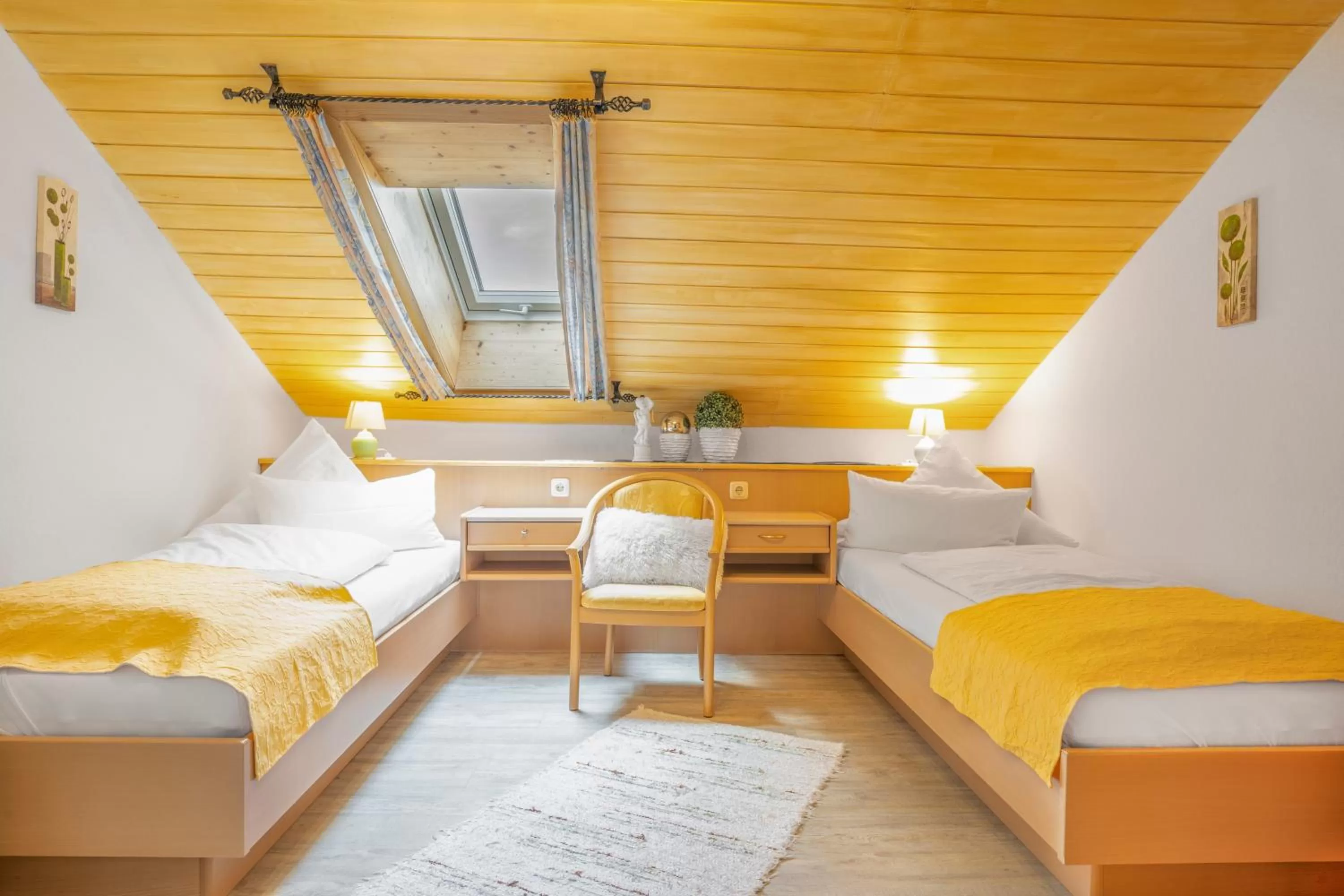 Photo of the whole room, Bed in Wander und Aktiv Hotel Rösslwirt