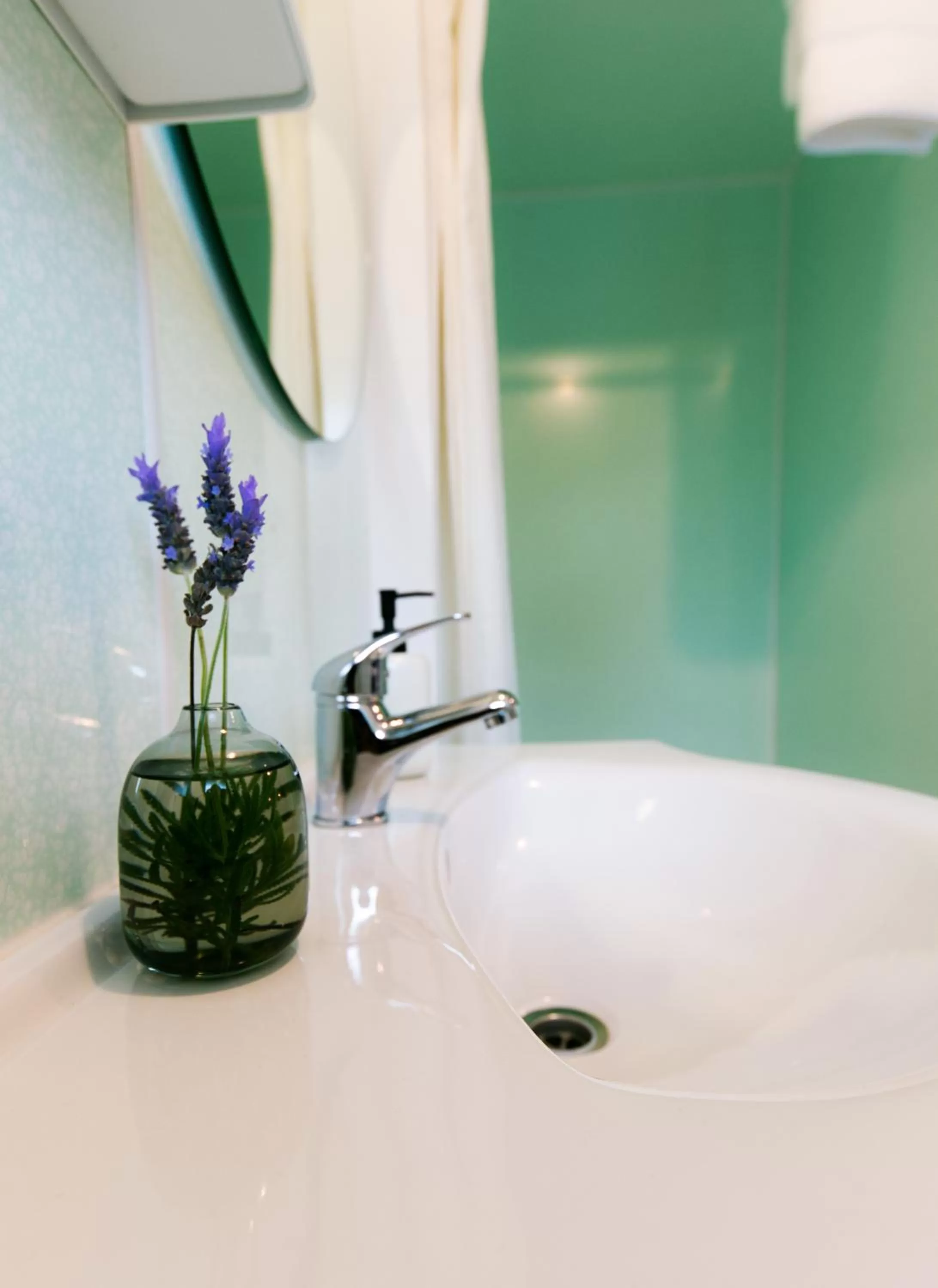 Bathroom in Aotearoa Lodge