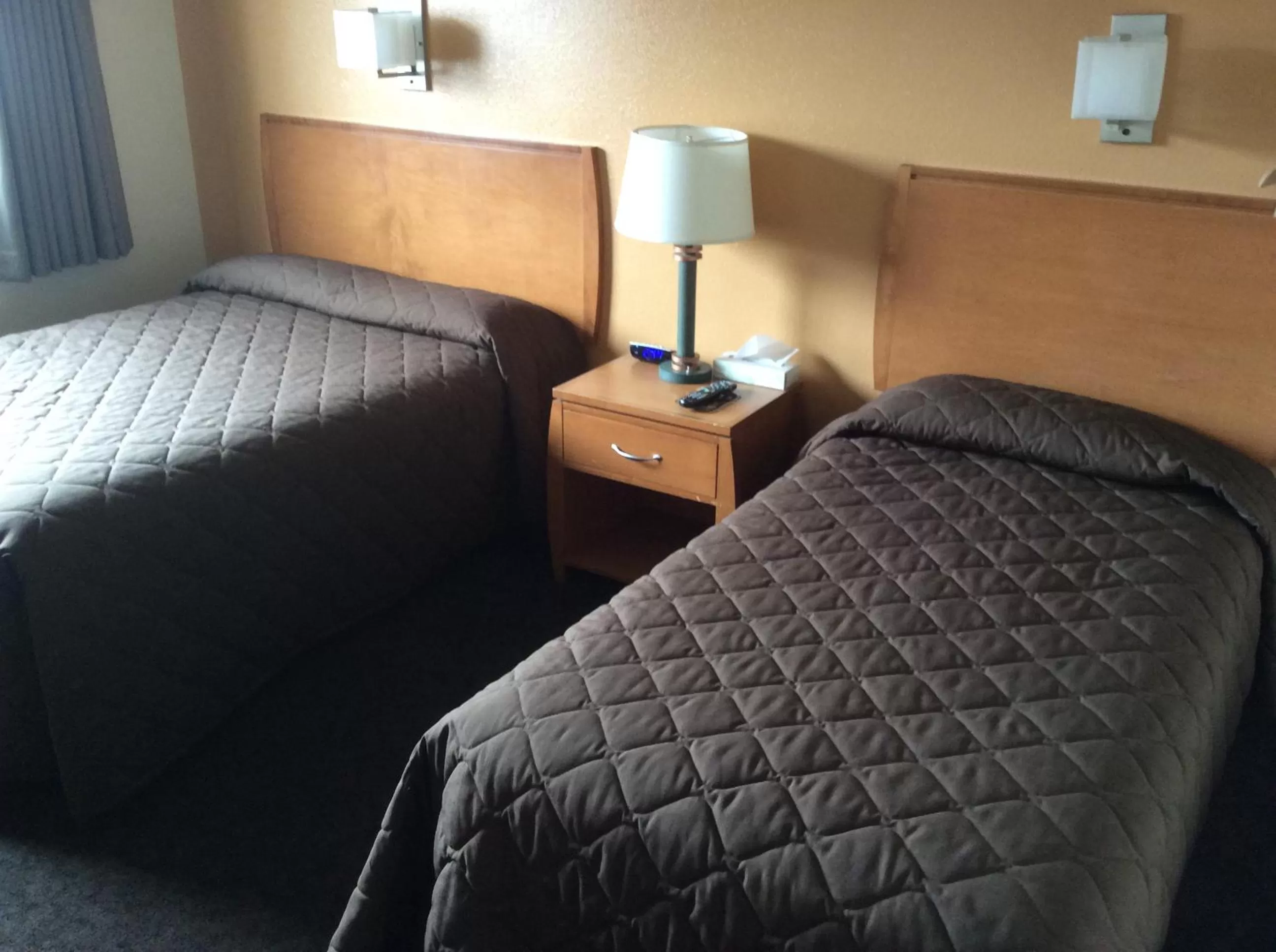 Bed in Shelikof Lodge