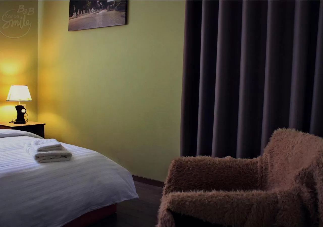 Photo of the whole room, Bed in KorcaSmileHotel