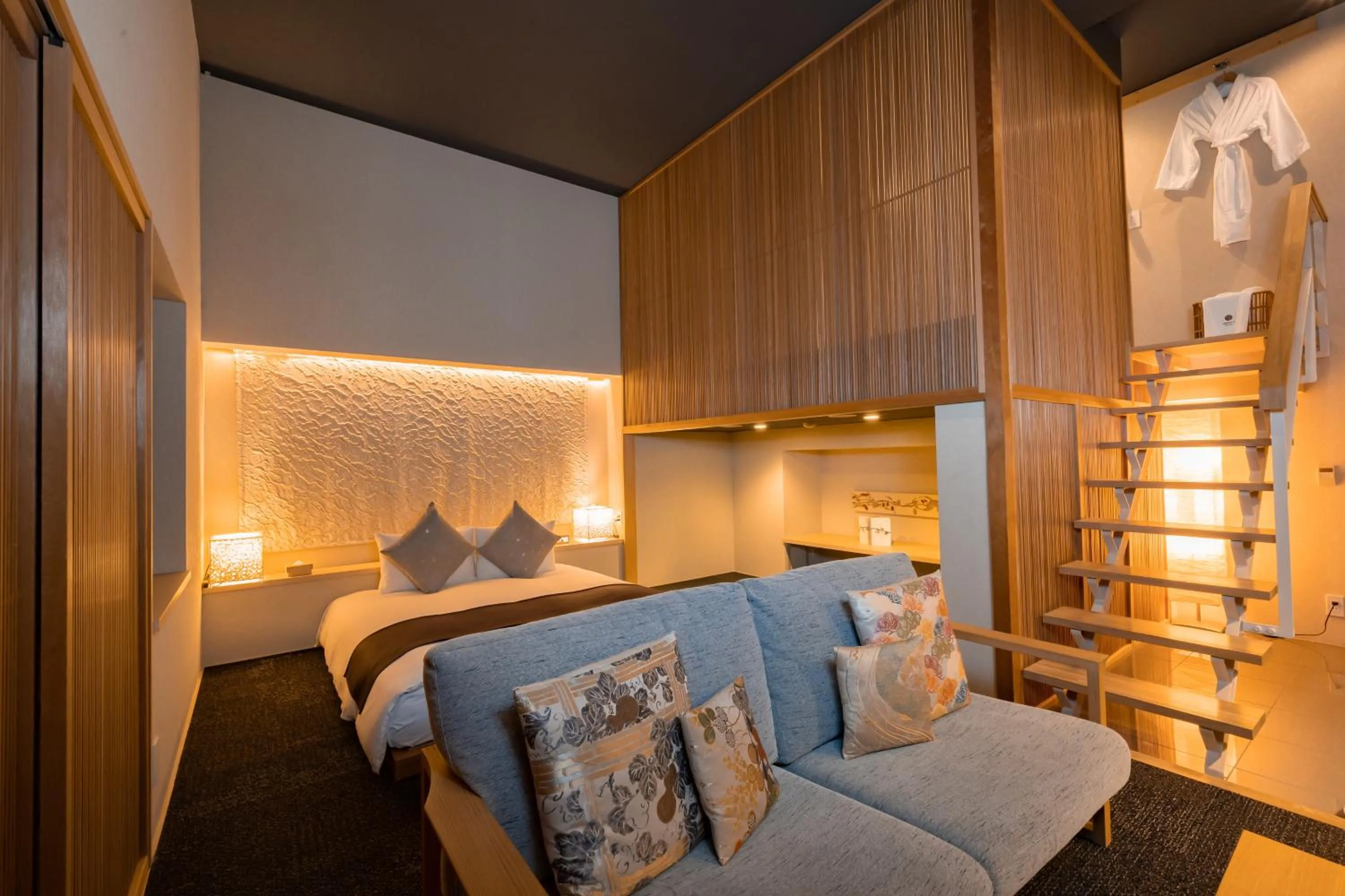 Living room, Bed in Roppongi Hotel S