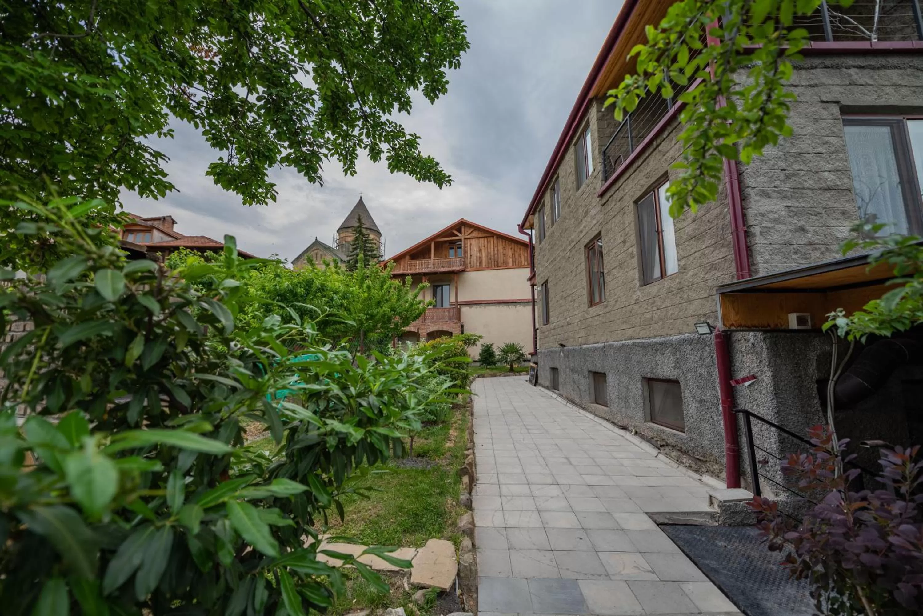 Property Building in Hedi