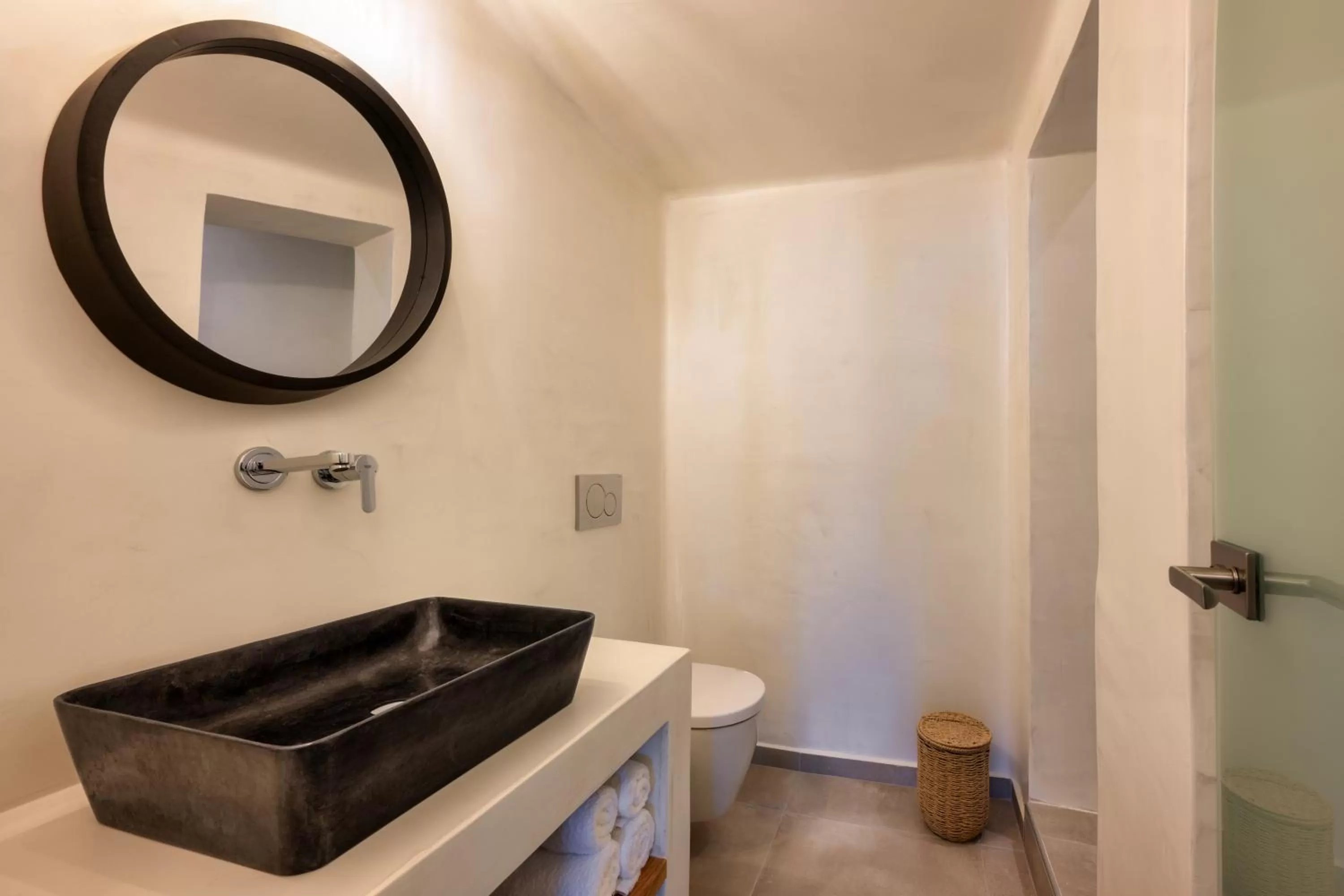 Bathroom in Hill Suites