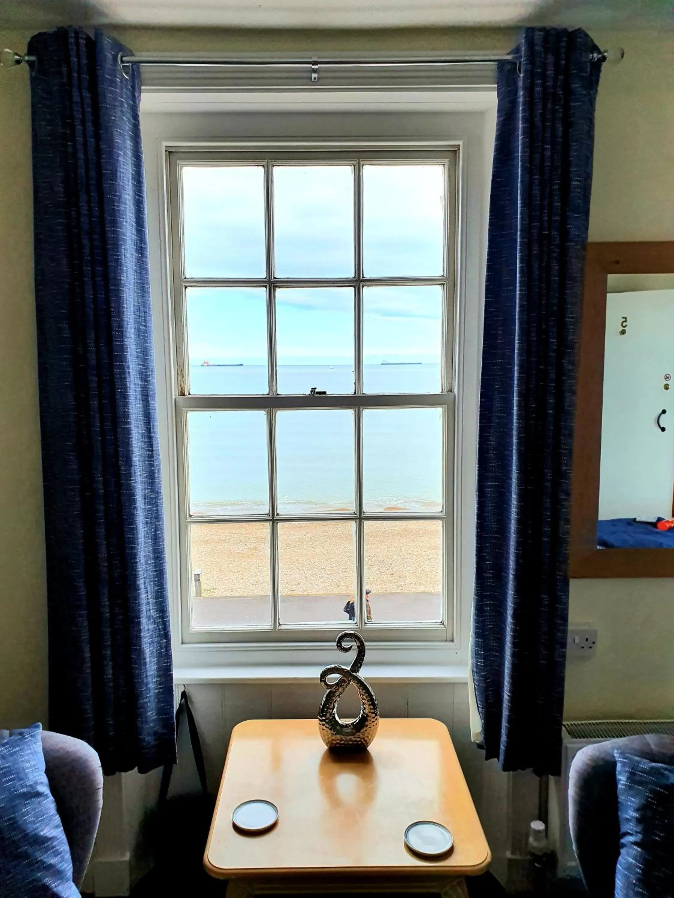Sea view in Lyndale Guest House