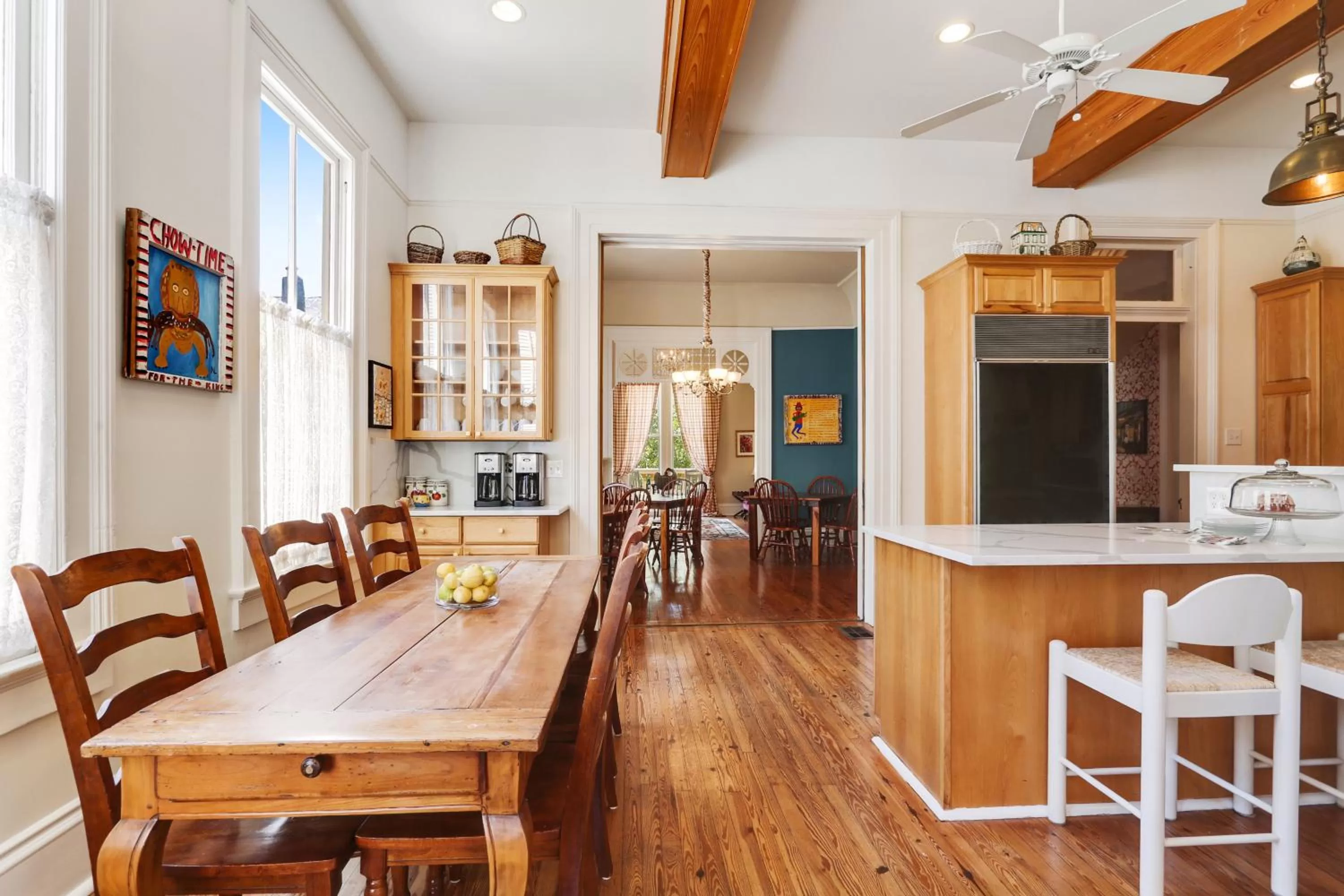 Kitchen or kitchenette in Maison Perrier Bed & Breakfast