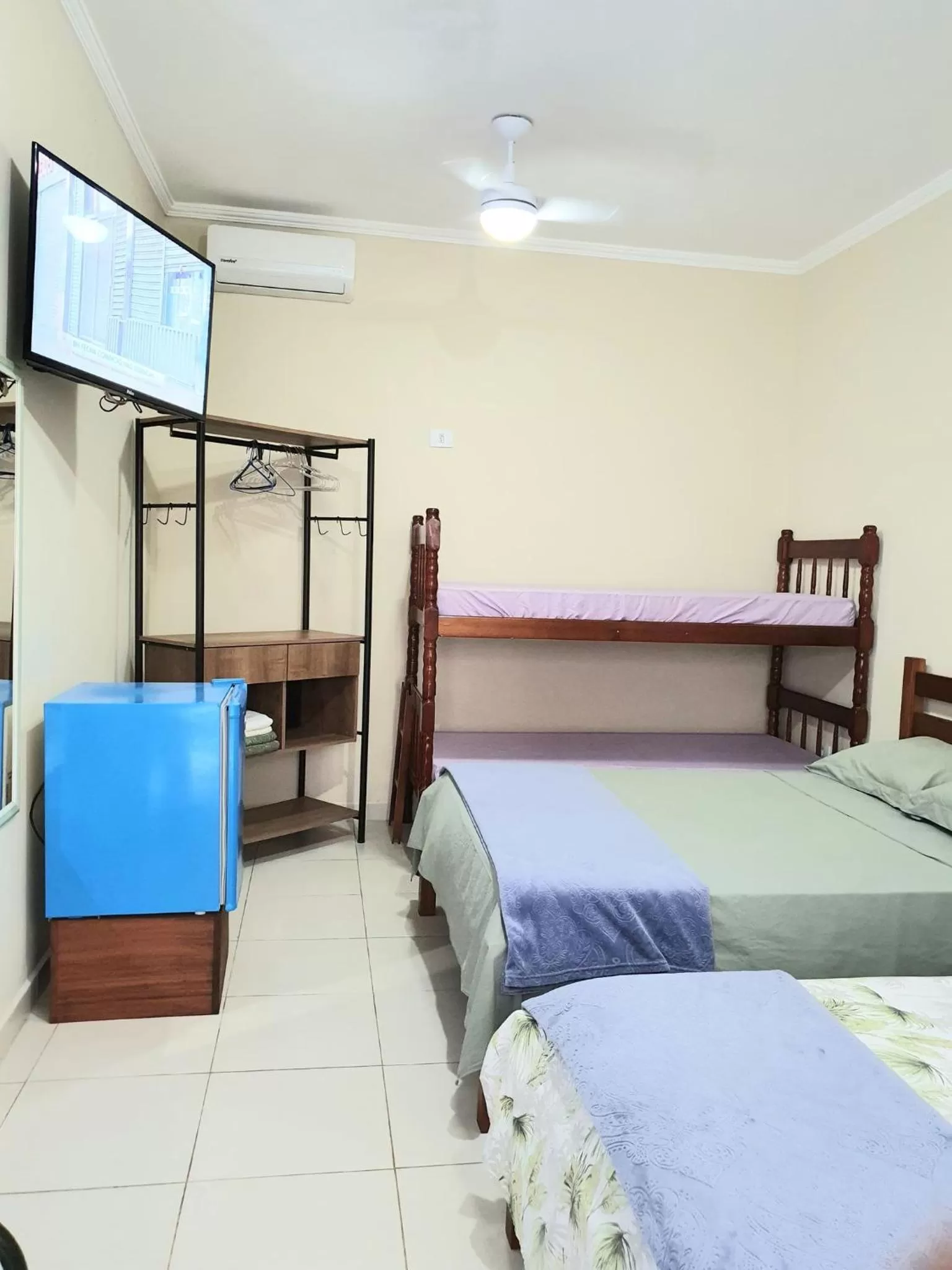 Family Room with Private Bathroom in Pousada Char