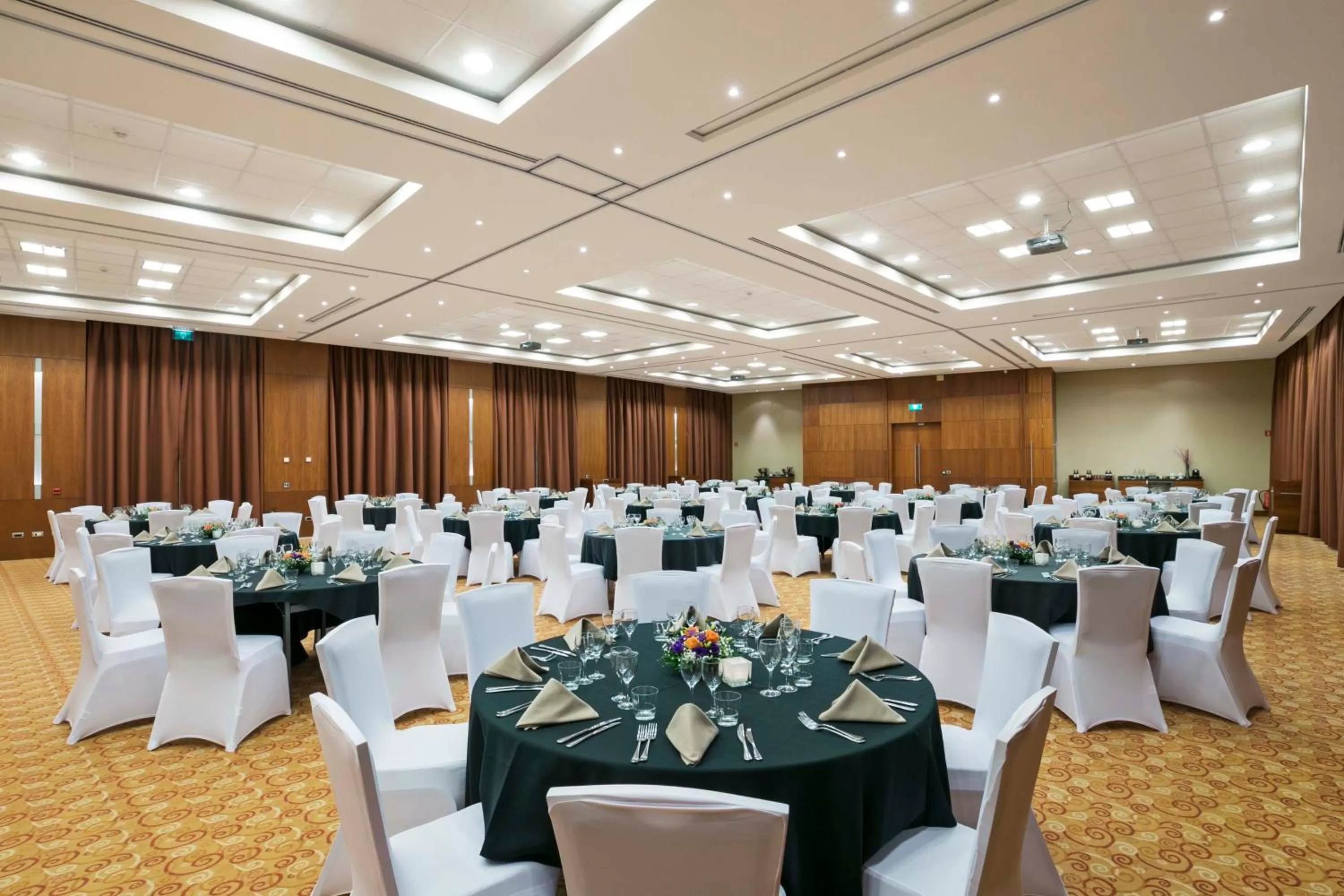 Banquet/Function facilities in Crowne Plaza Brussels Airport by IHG