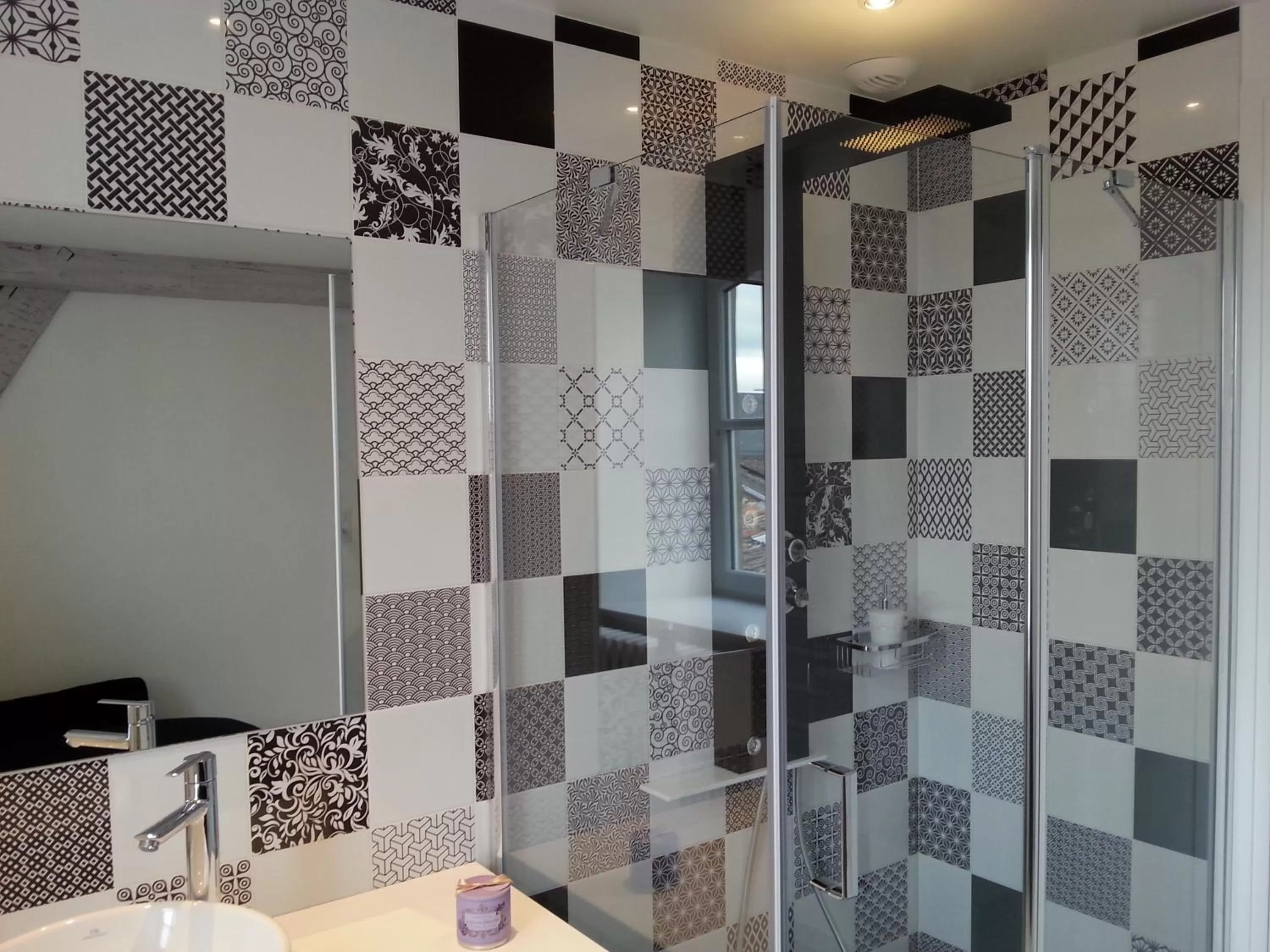 Bathroom in La Maison d'Adelaïde