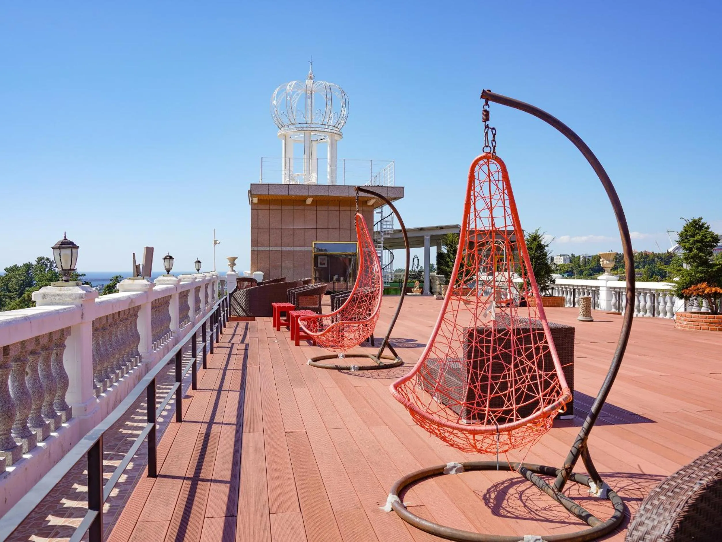 Property building in GoldOne Hotel & Suites