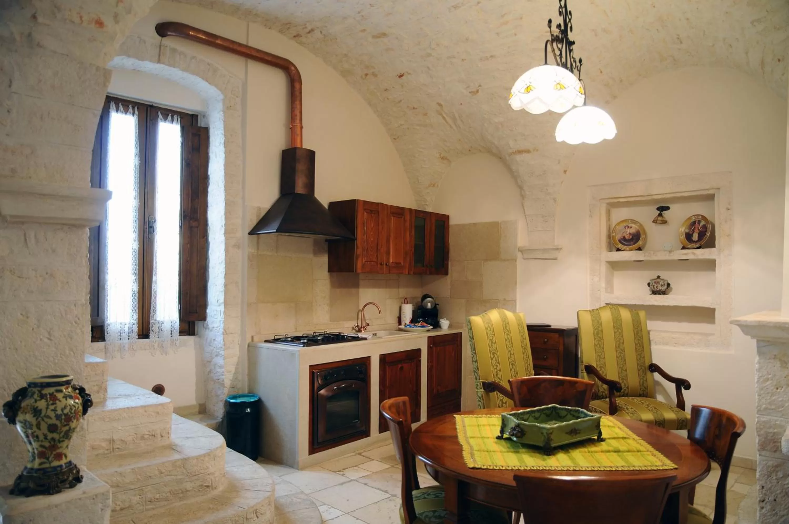 Dining area, Bed in Albergo Diffuso Sotto le Cummerse