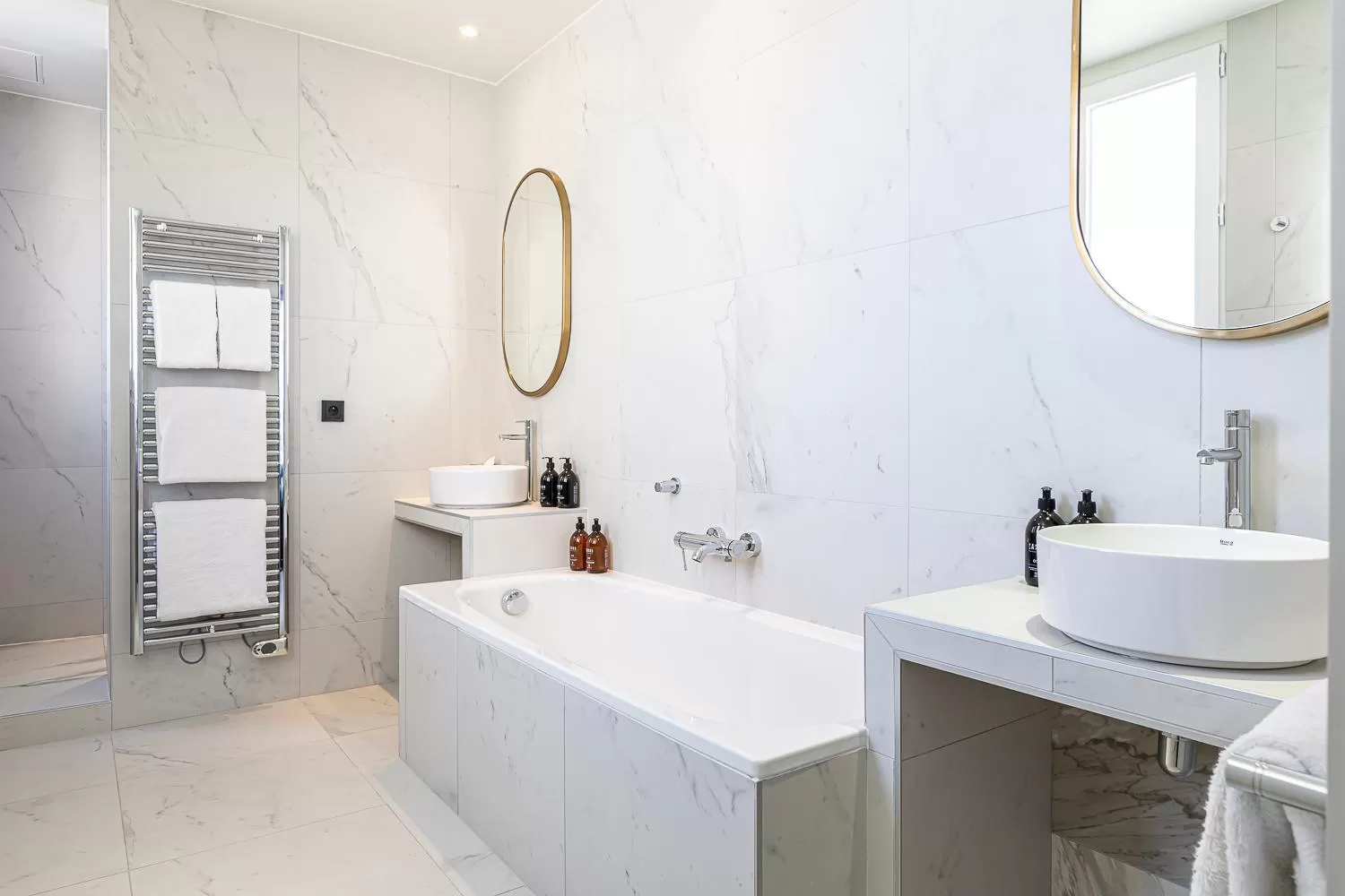 Bathroom in PLEY Hotel