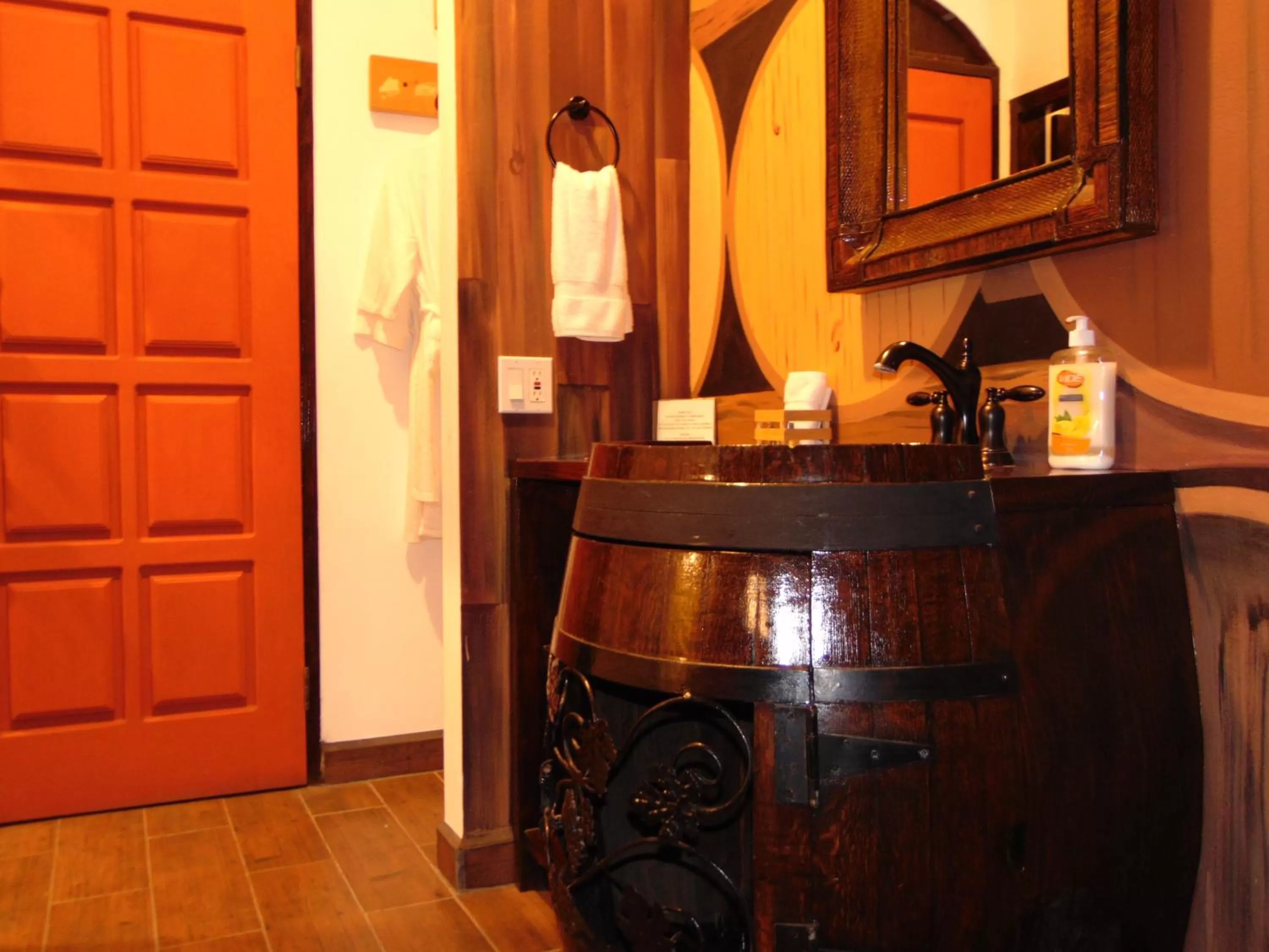 Photo of the whole room in Poco Cielo Hotel