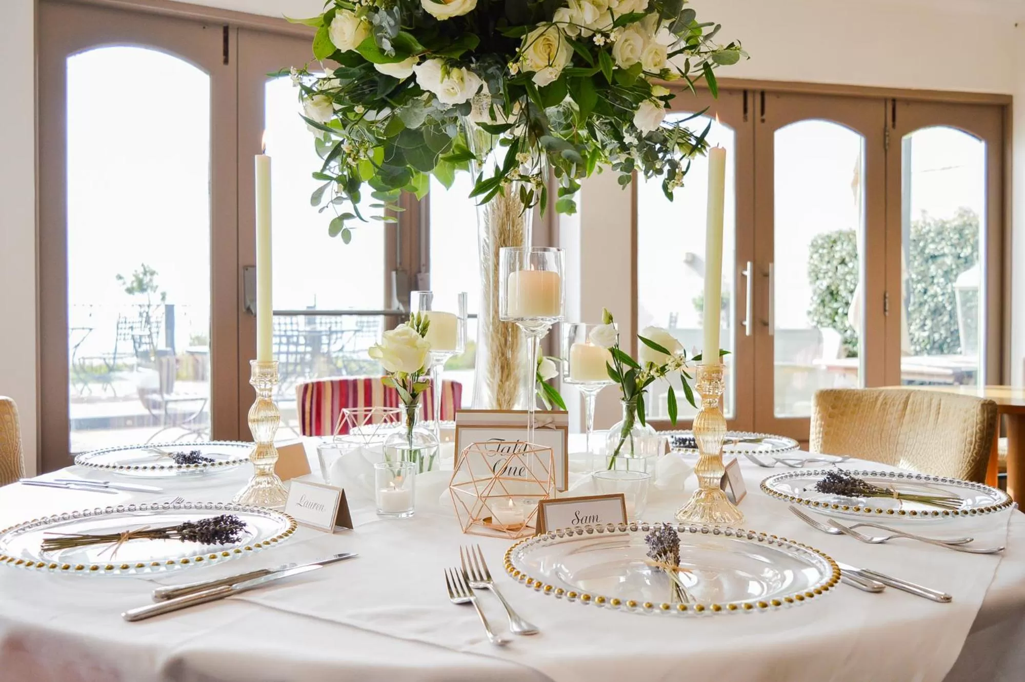 Food and drinks in Pebble Beach Seaview Restaurant & Rooms