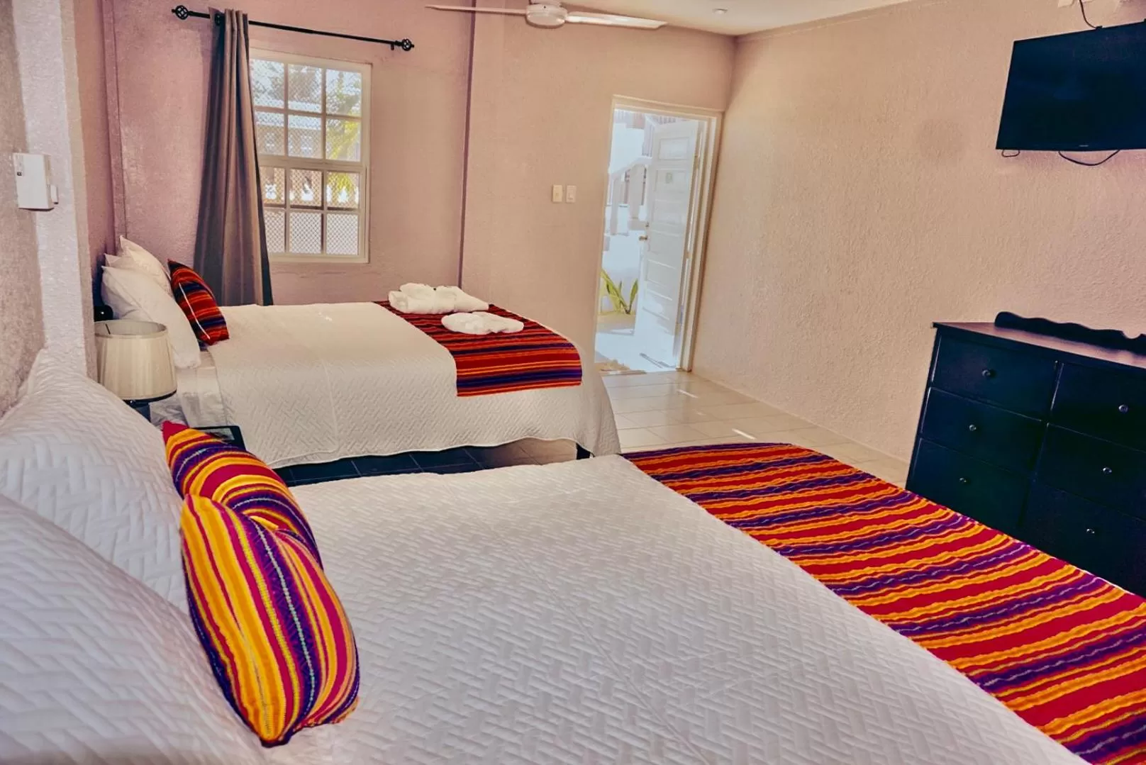 Bed in La Isla Resort