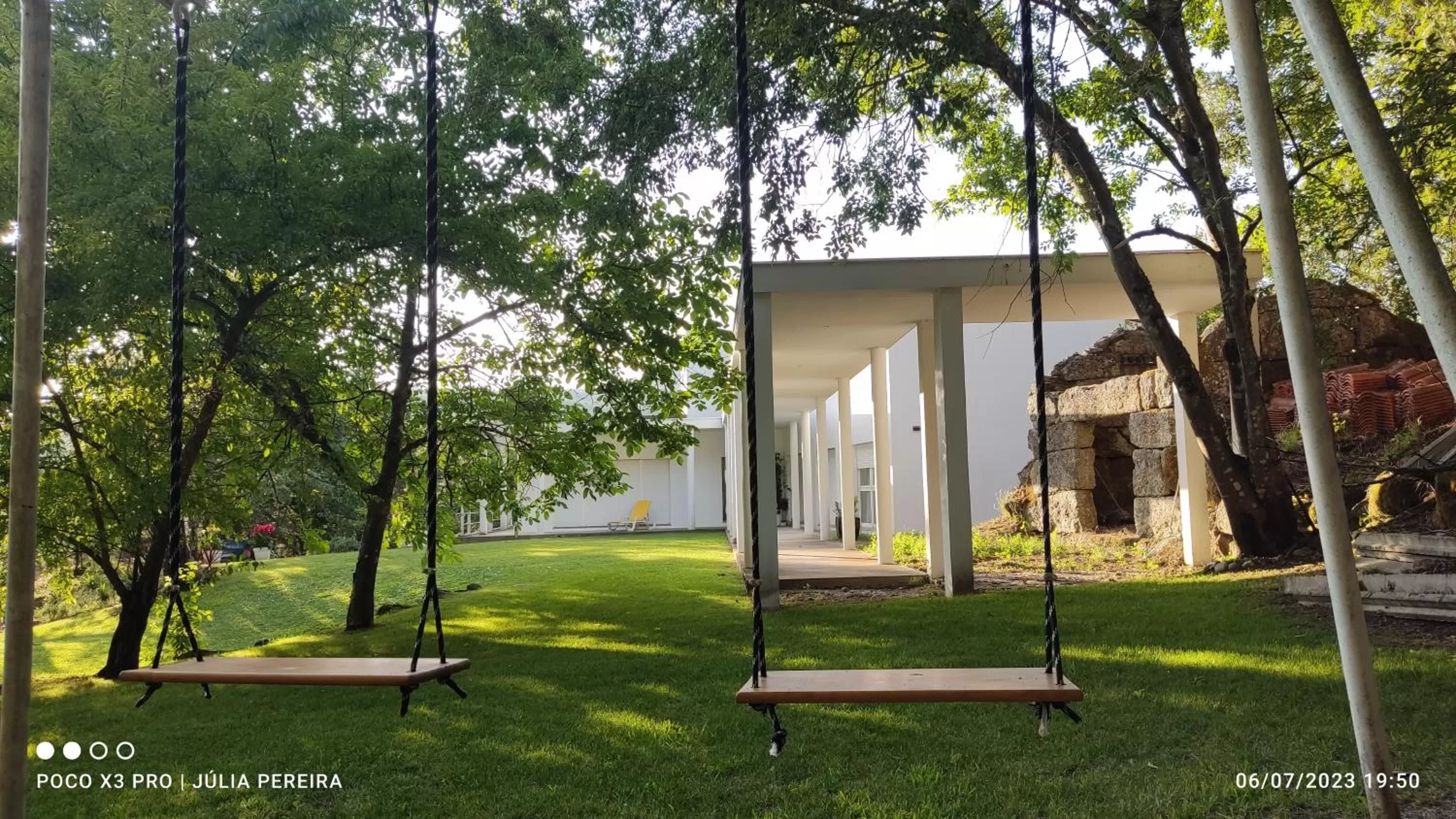 Property building in Casa de Apeleiras