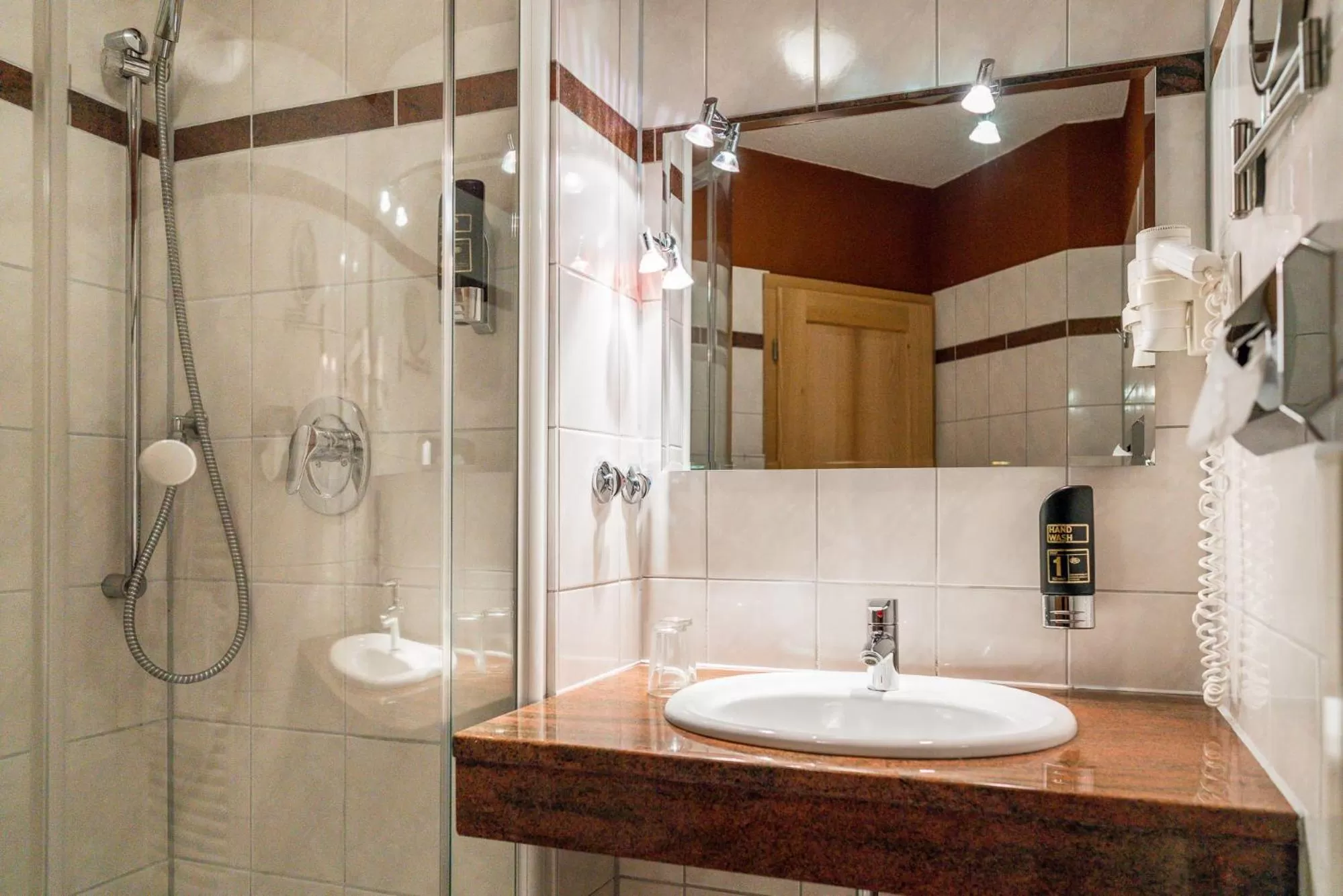 Bathroom in Ökotel Hamburg