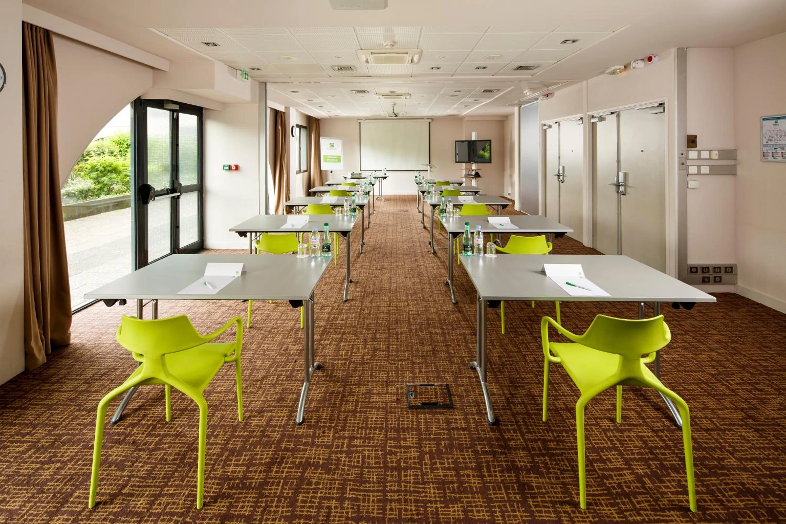 Meeting/conference room in Holiday Inn Lyon Vaise by IHG