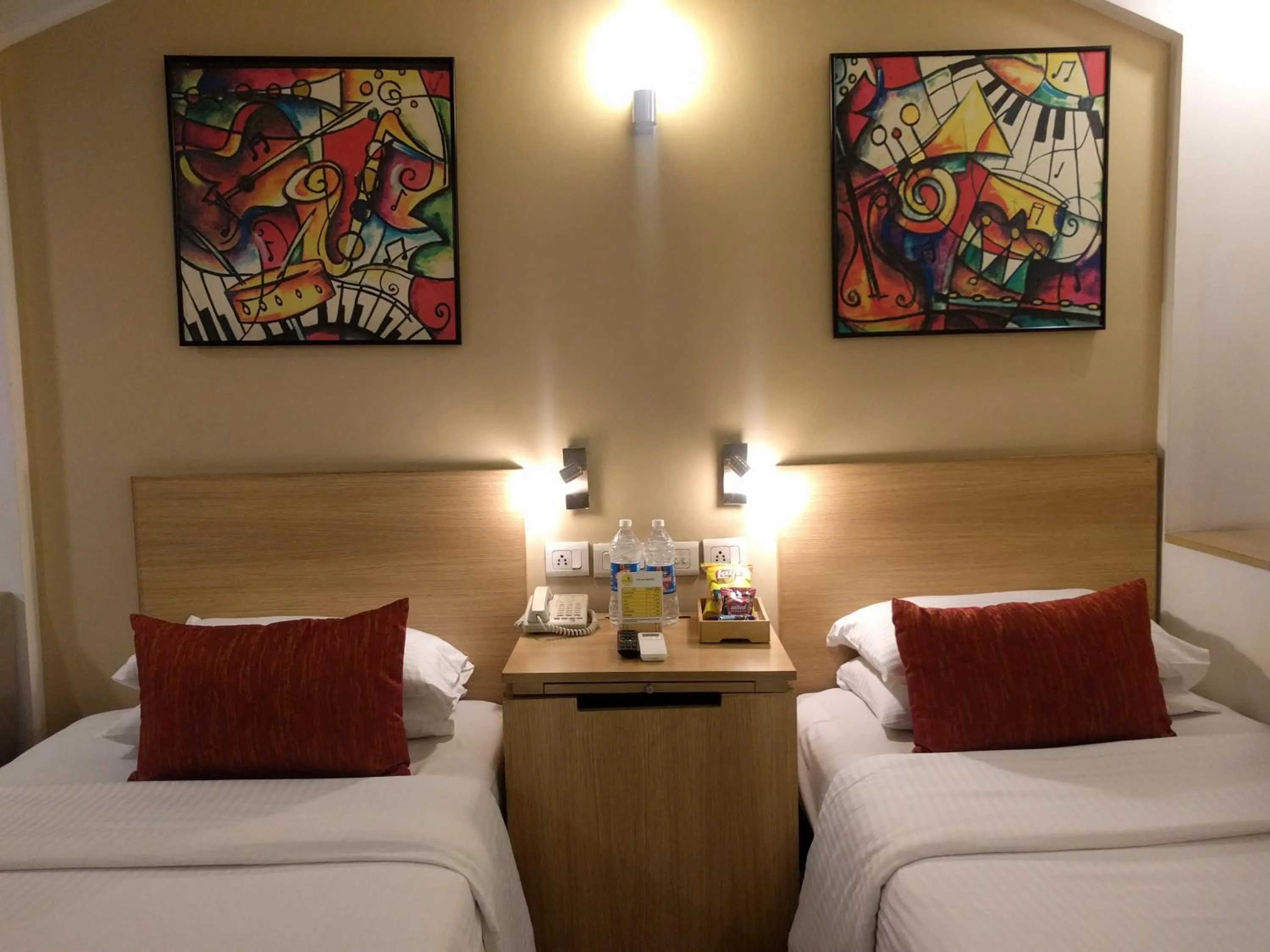 Bedroom, Bed in Lemon Tree Hotel, Udyog Vihar, Gurugram