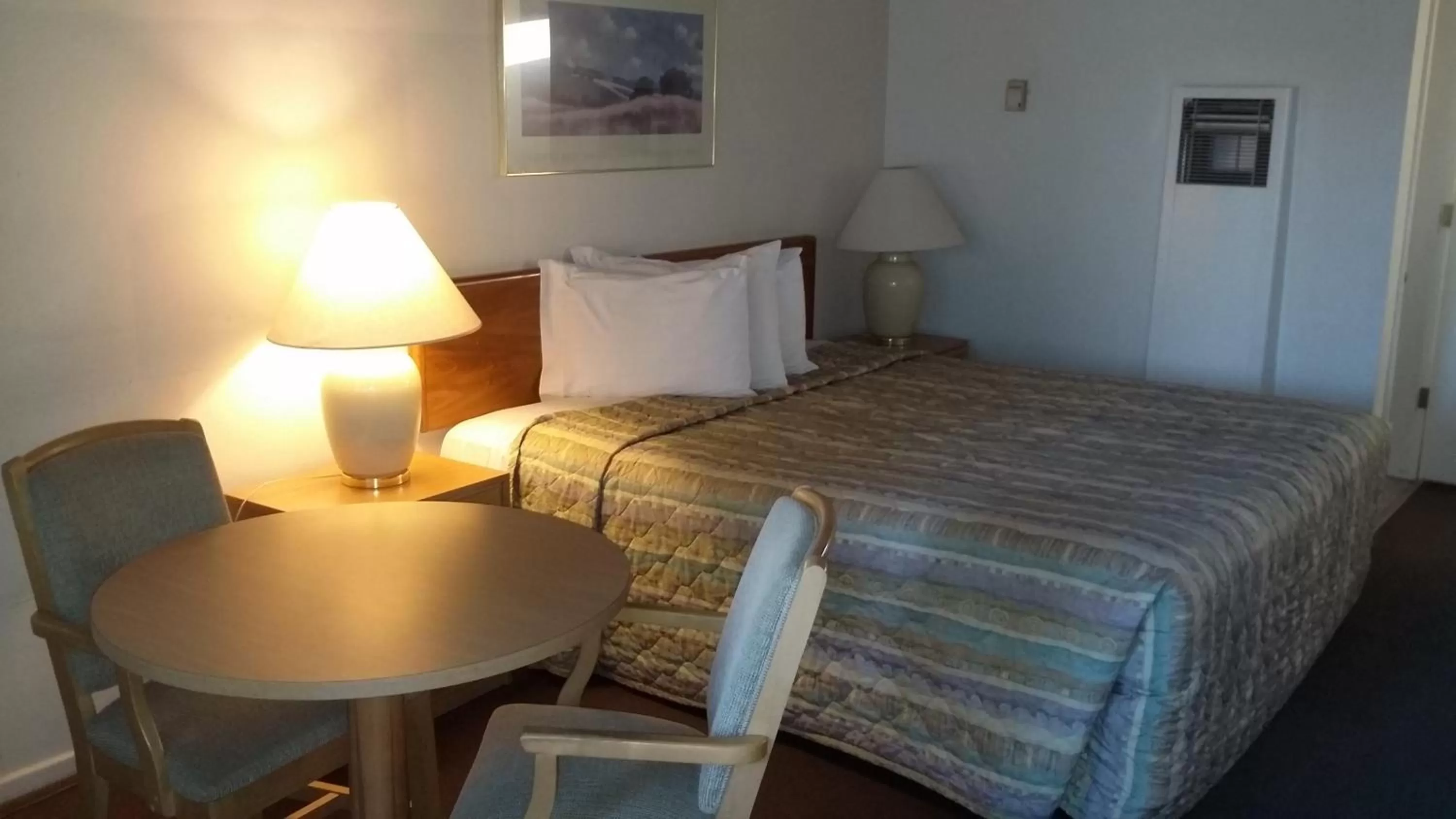 Bedroom, Bed in Villa Motel